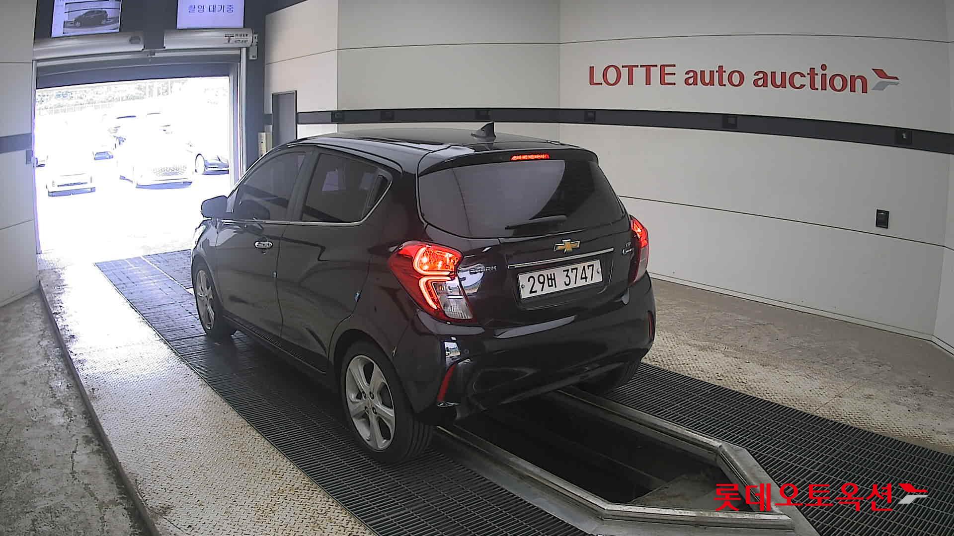 2016 - chevrolet spark
