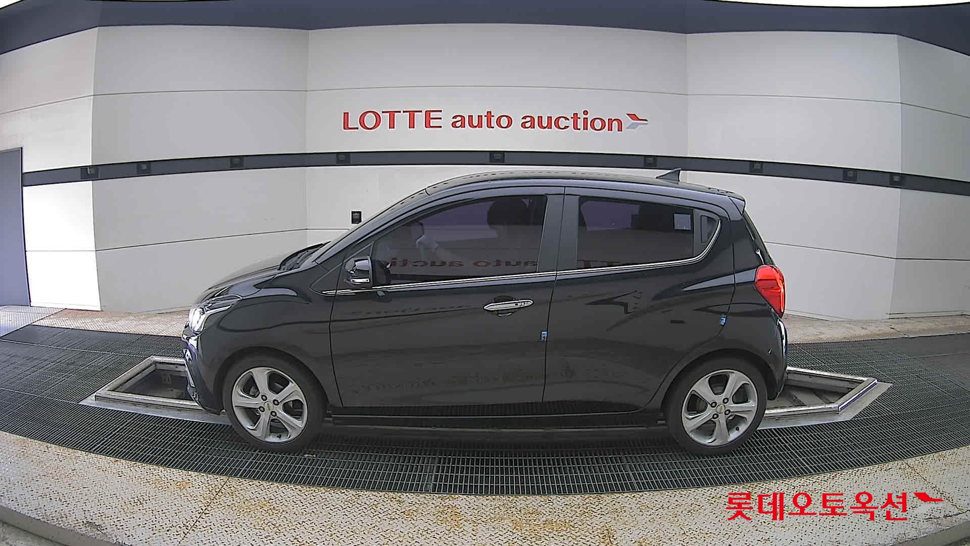 2016 - chevrolet spark