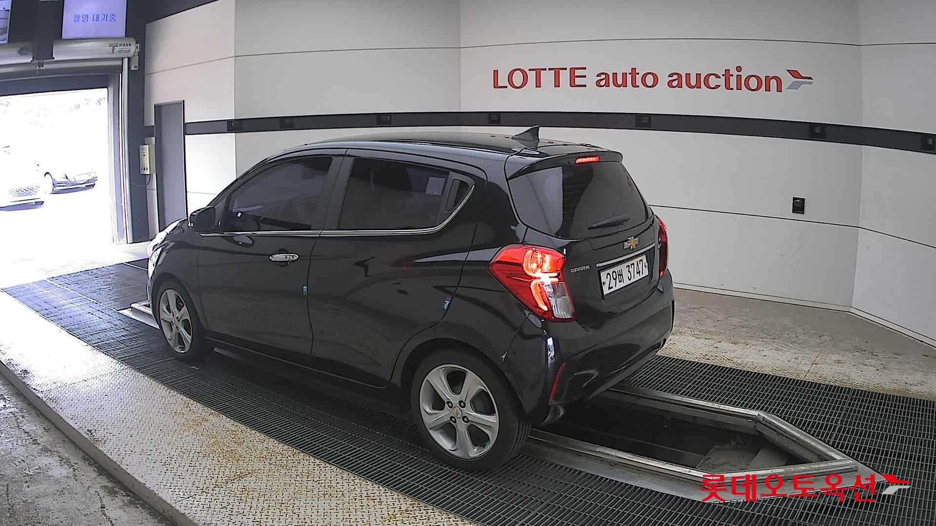 2016 - chevrolet spark