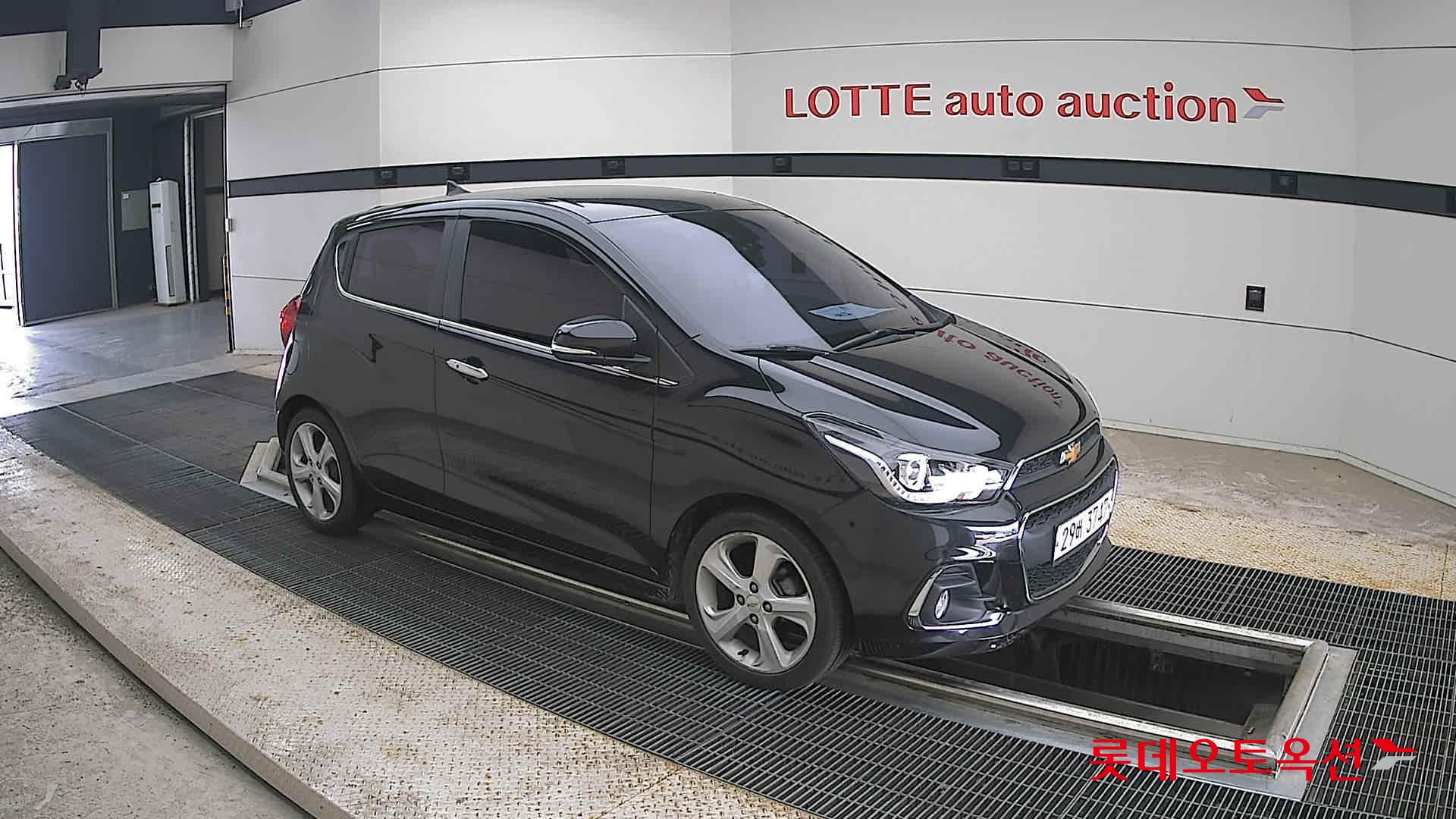 2016 - chevrolet spark