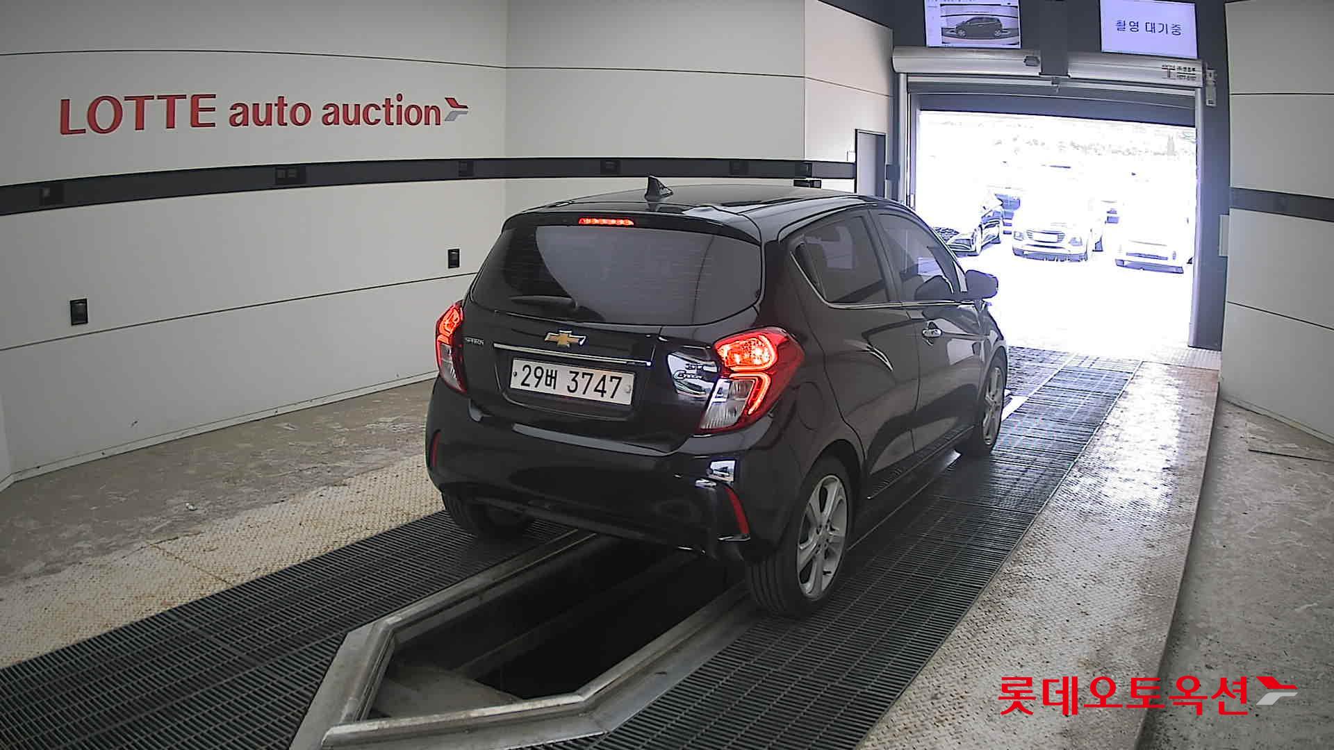 2016 - chevrolet spark