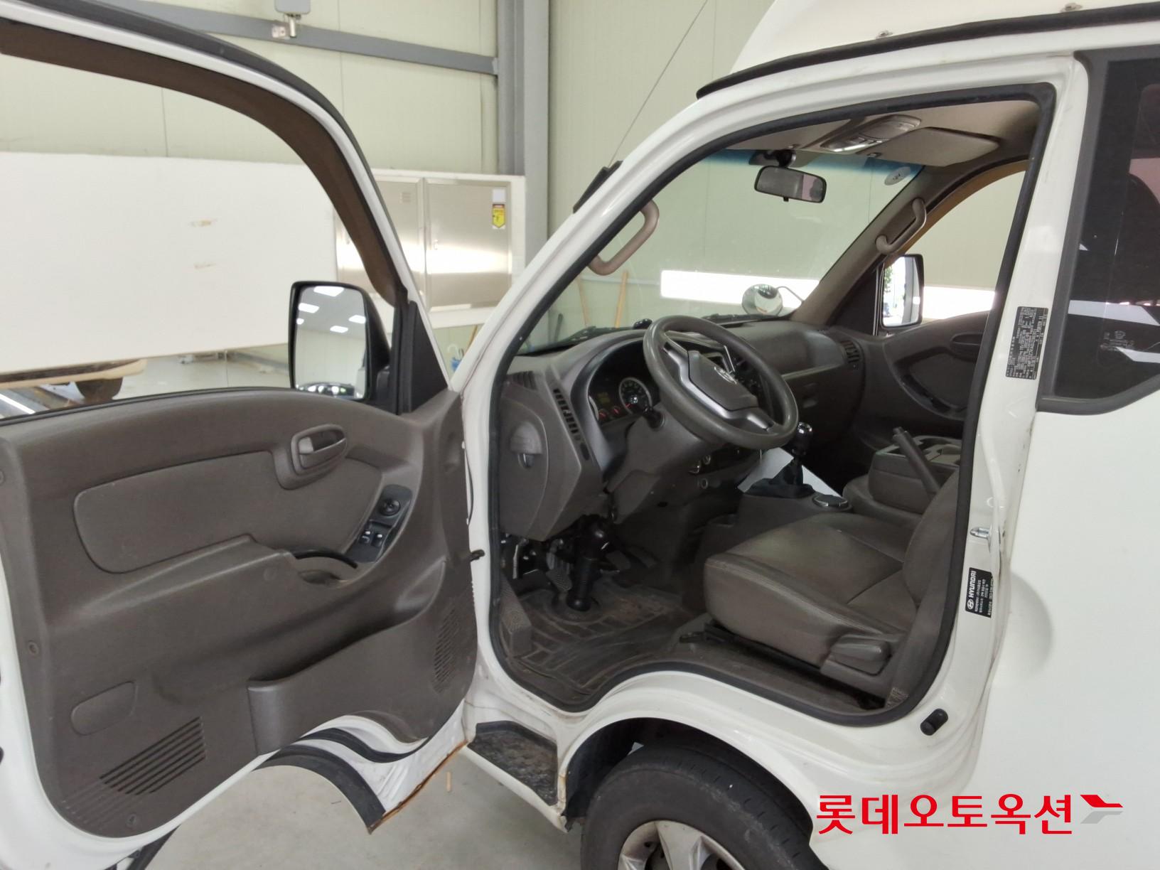 2016 - hyundai porter
