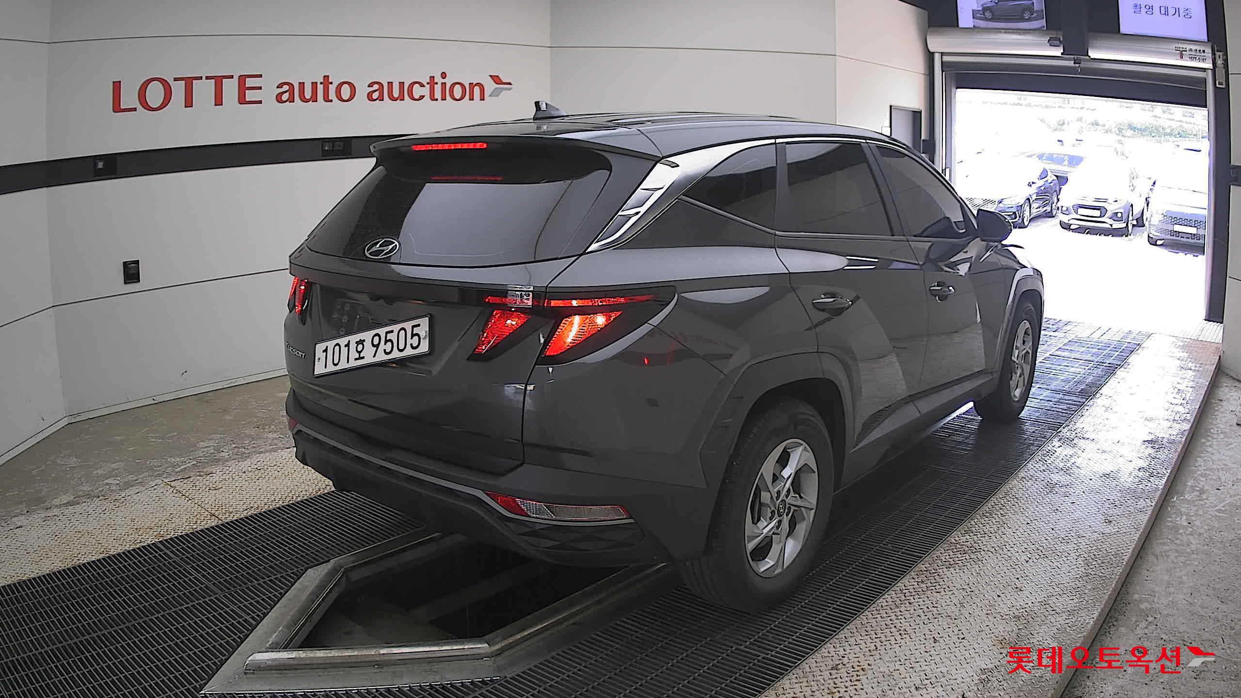 2021 - hyundai tucson