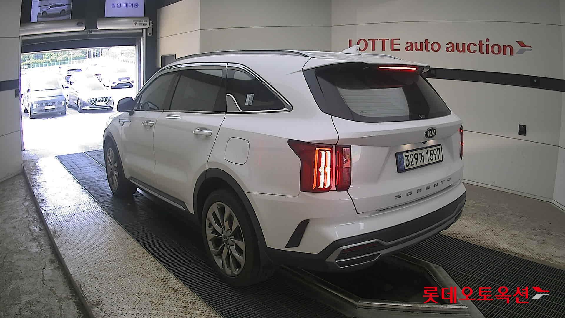 2021 - kia sorento
