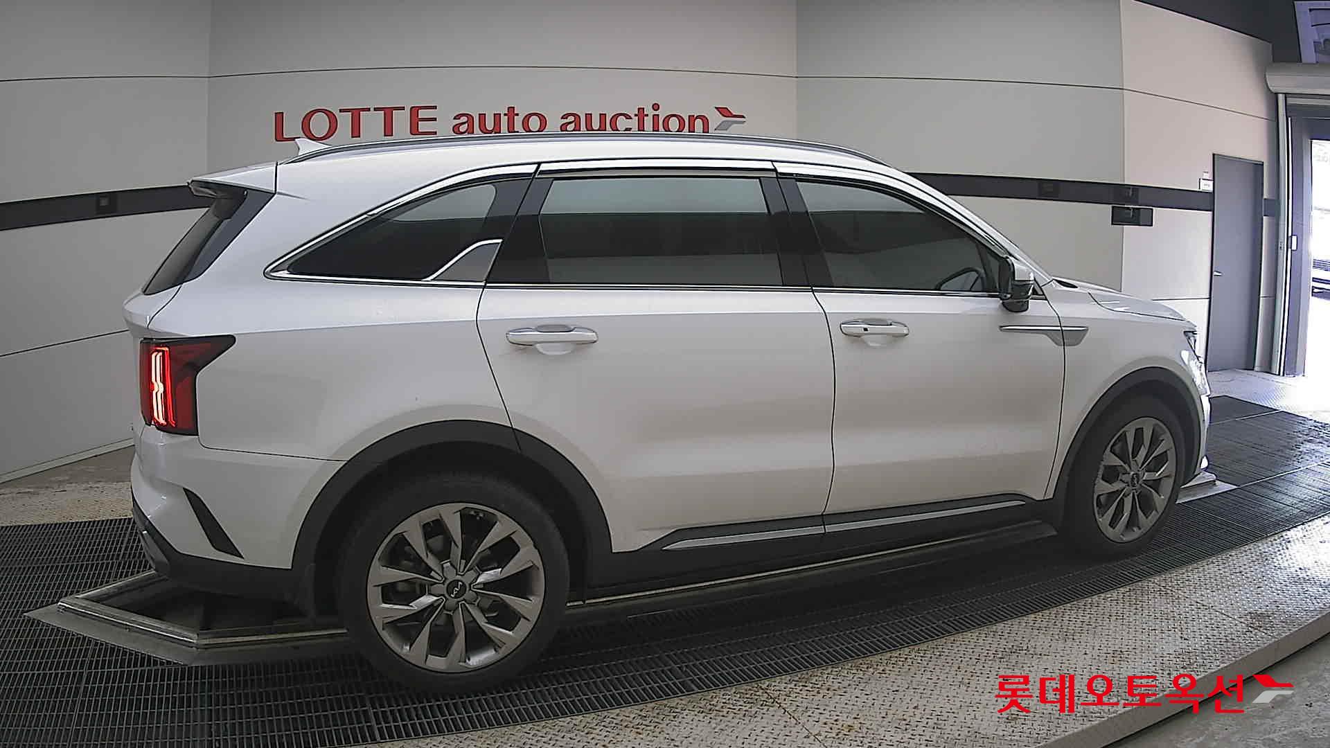 2021 - kia sorento