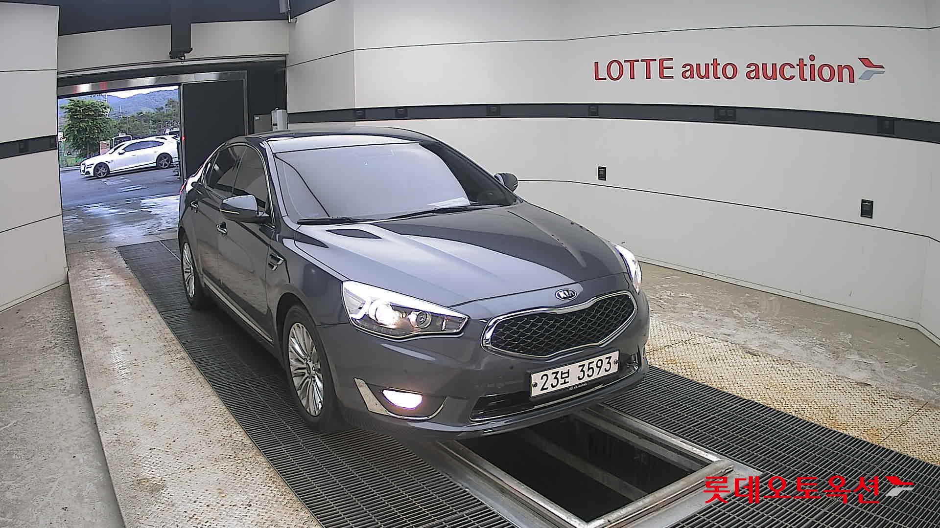 2014 - kia k7