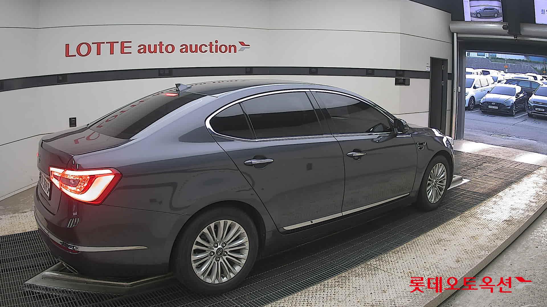 2014 - kia k7