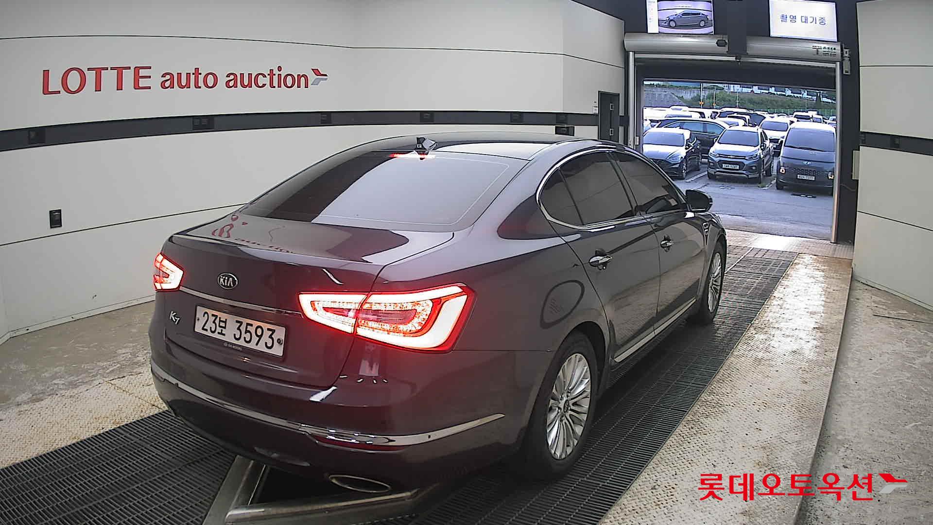 2014 - kia k7