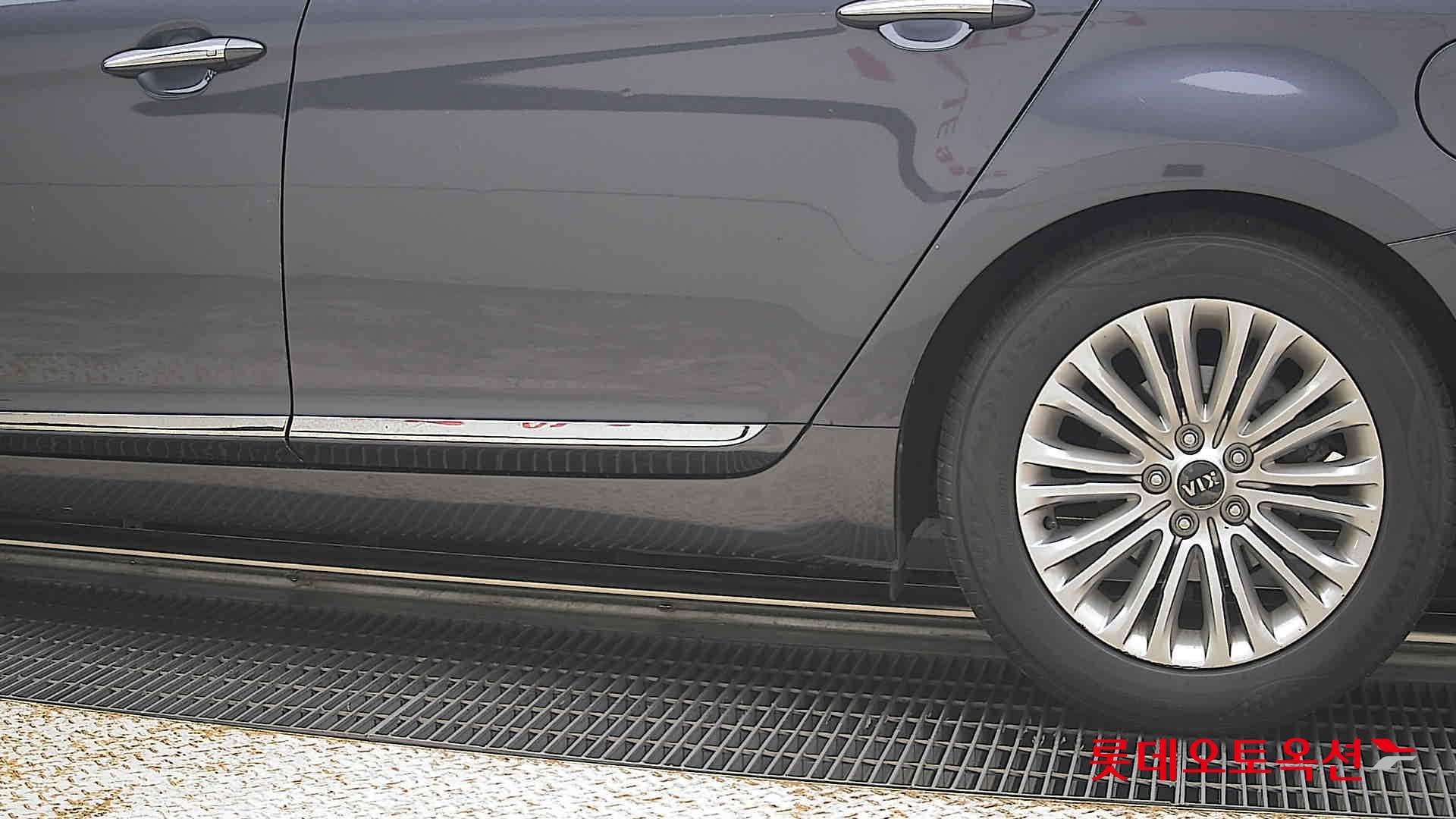 2014 - kia k7