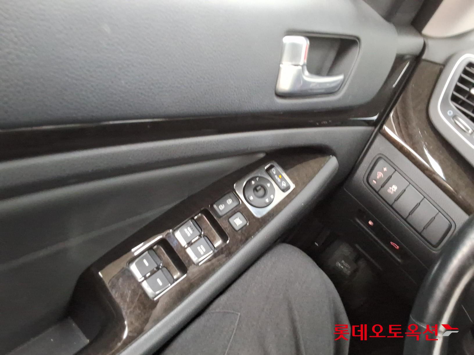 2014 - kia k7