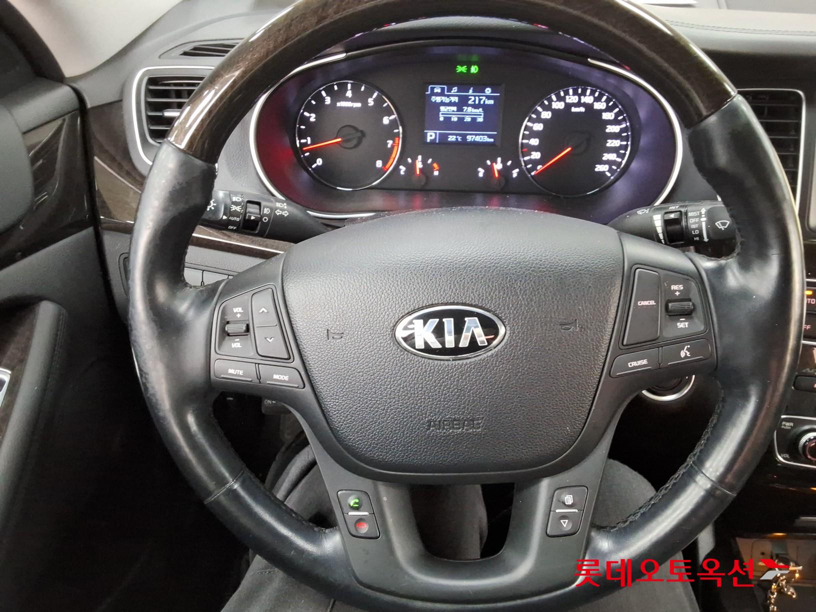2014 - kia k7