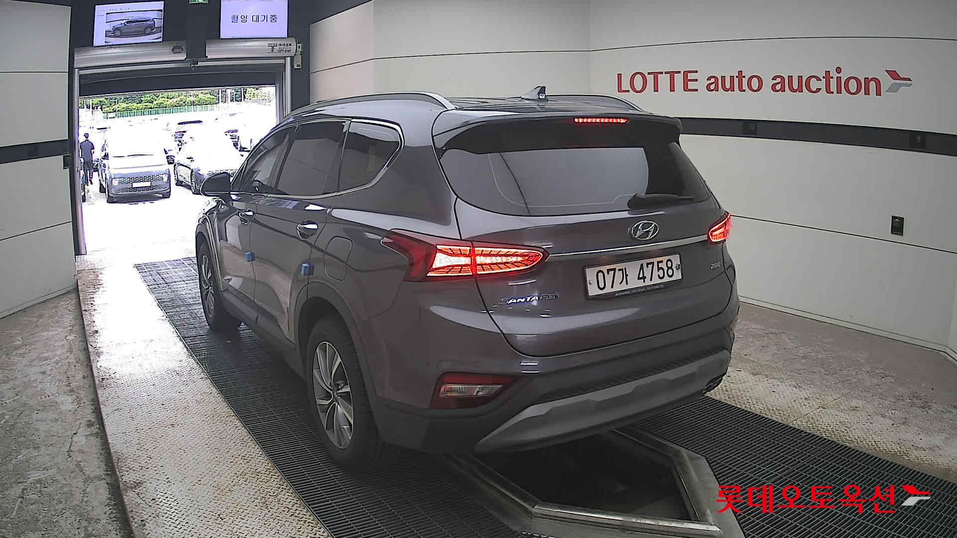 2019 - hyundai santafe