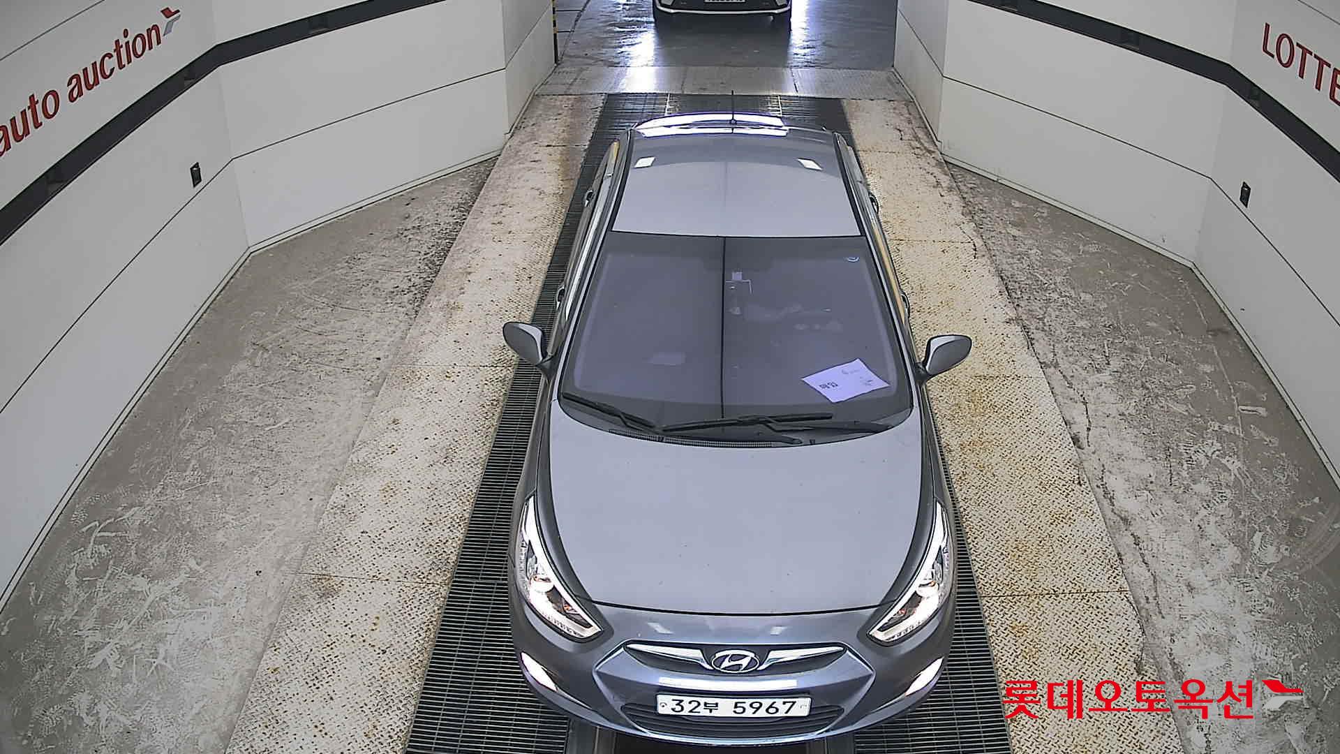 2015 - hyundai accent