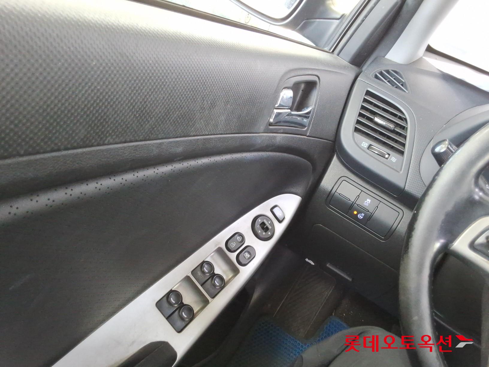2015 - hyundai accent