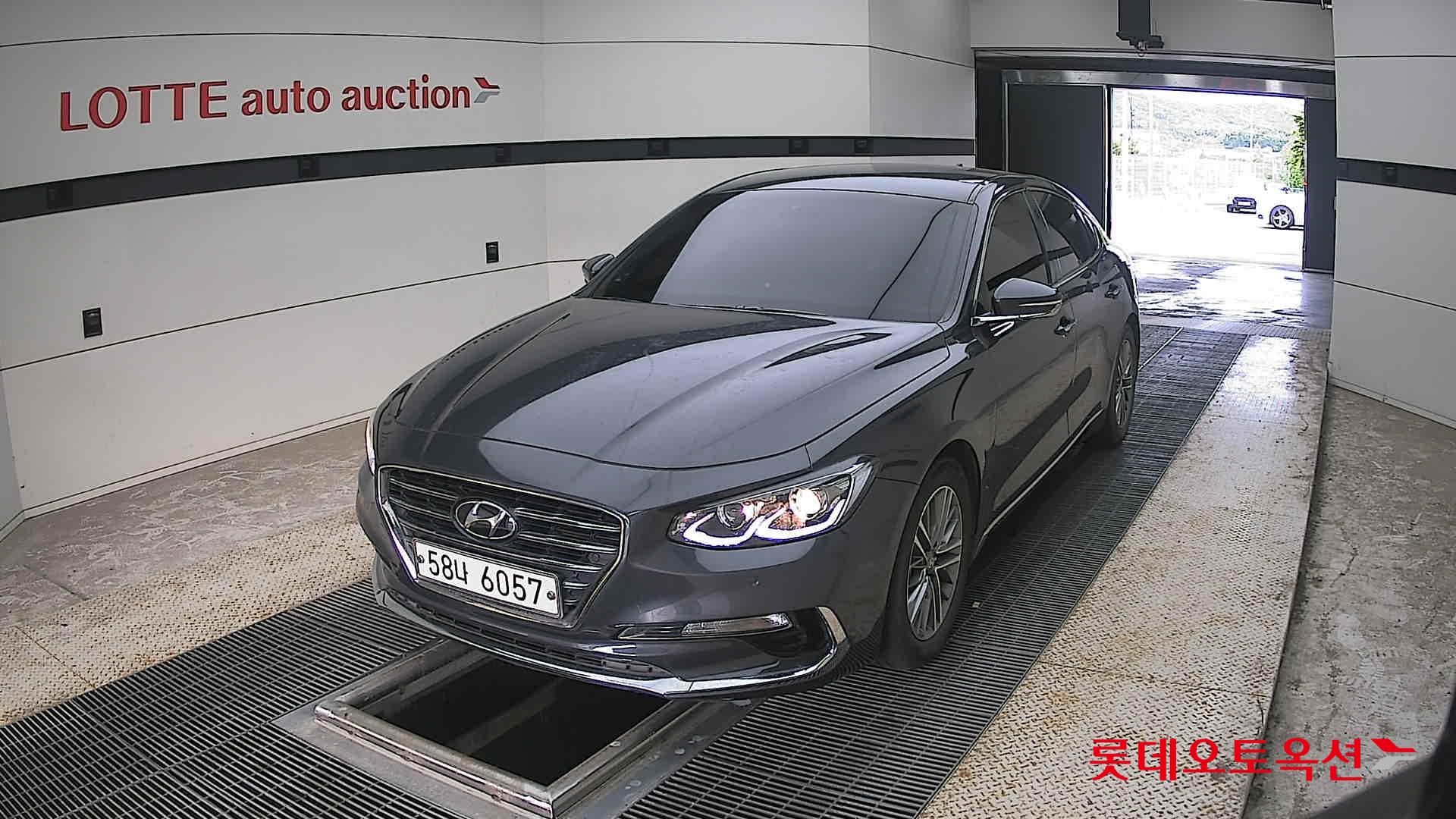 2018 - hyundai grandeur