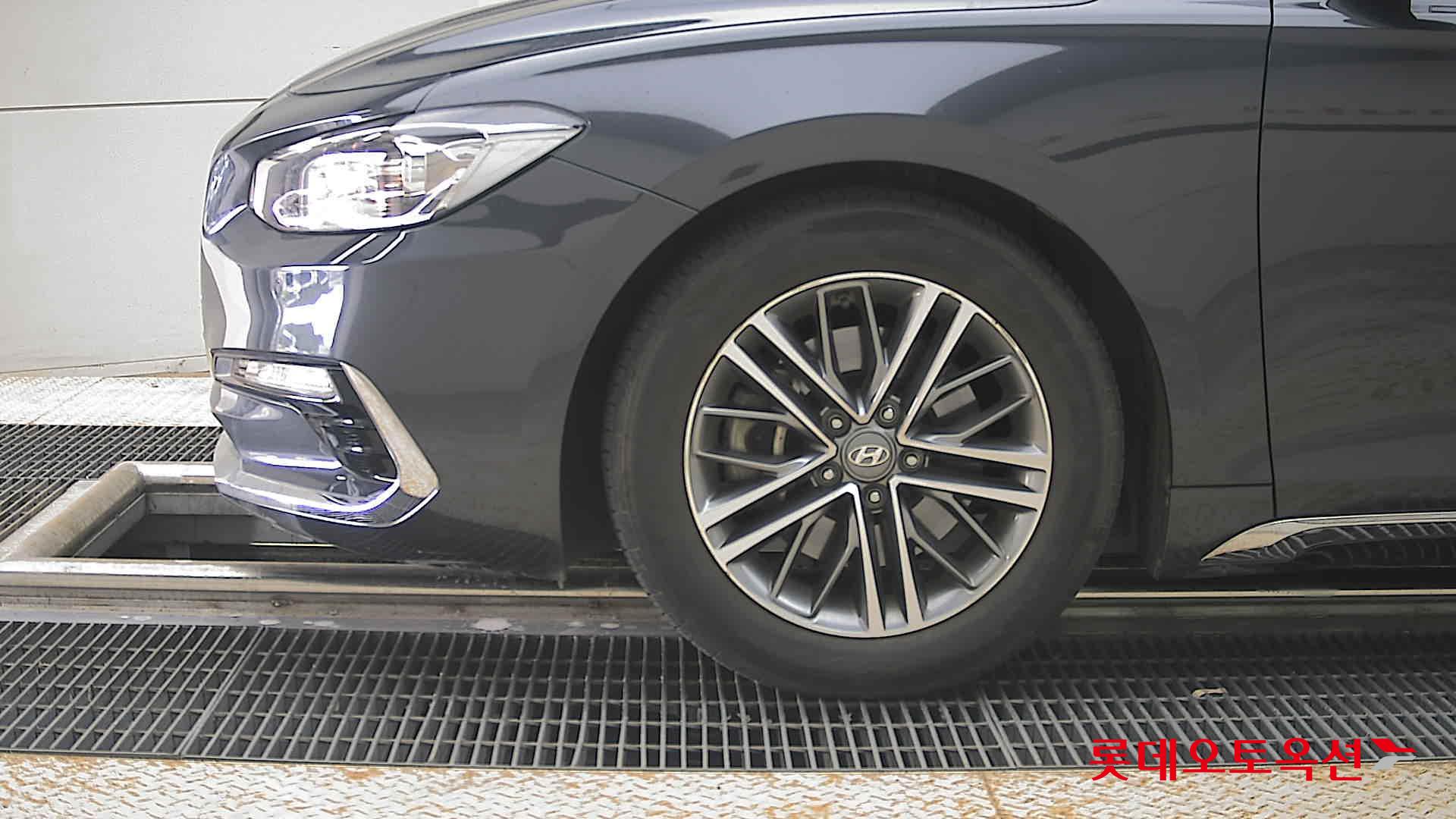 2018 - hyundai grandeur