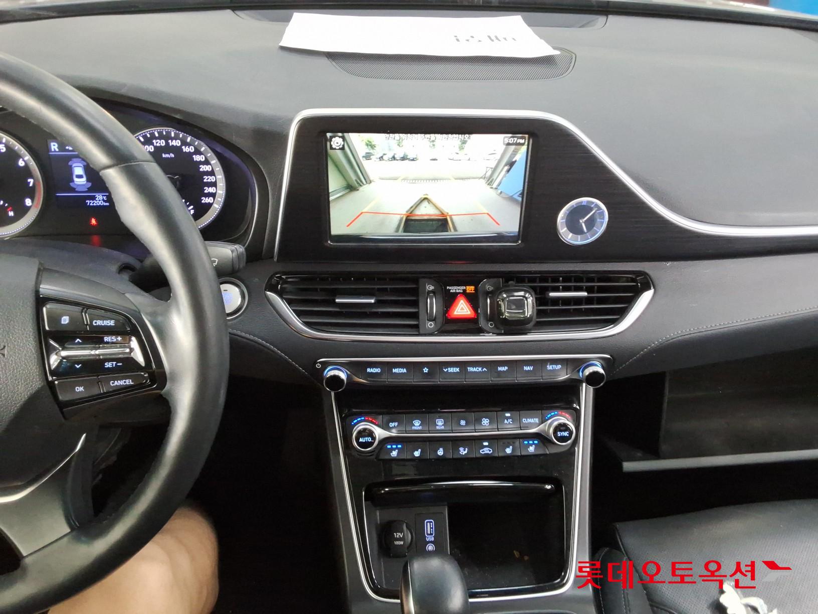 2018 - hyundai grandeur