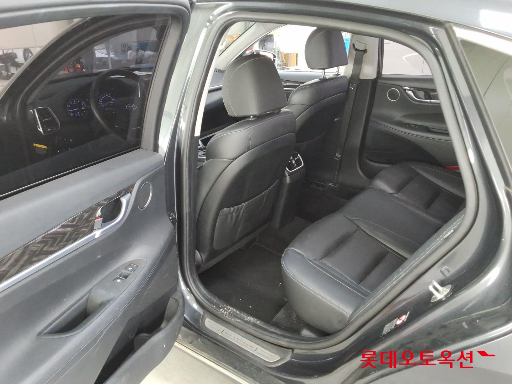 2018 - hyundai grandeur