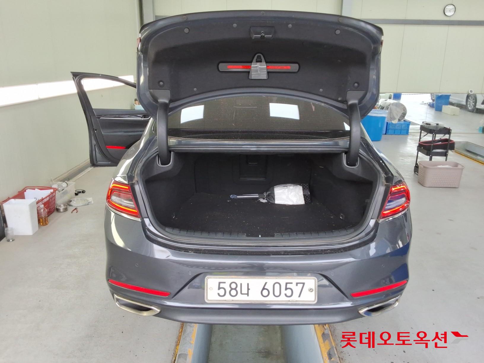 2018 - hyundai grandeur