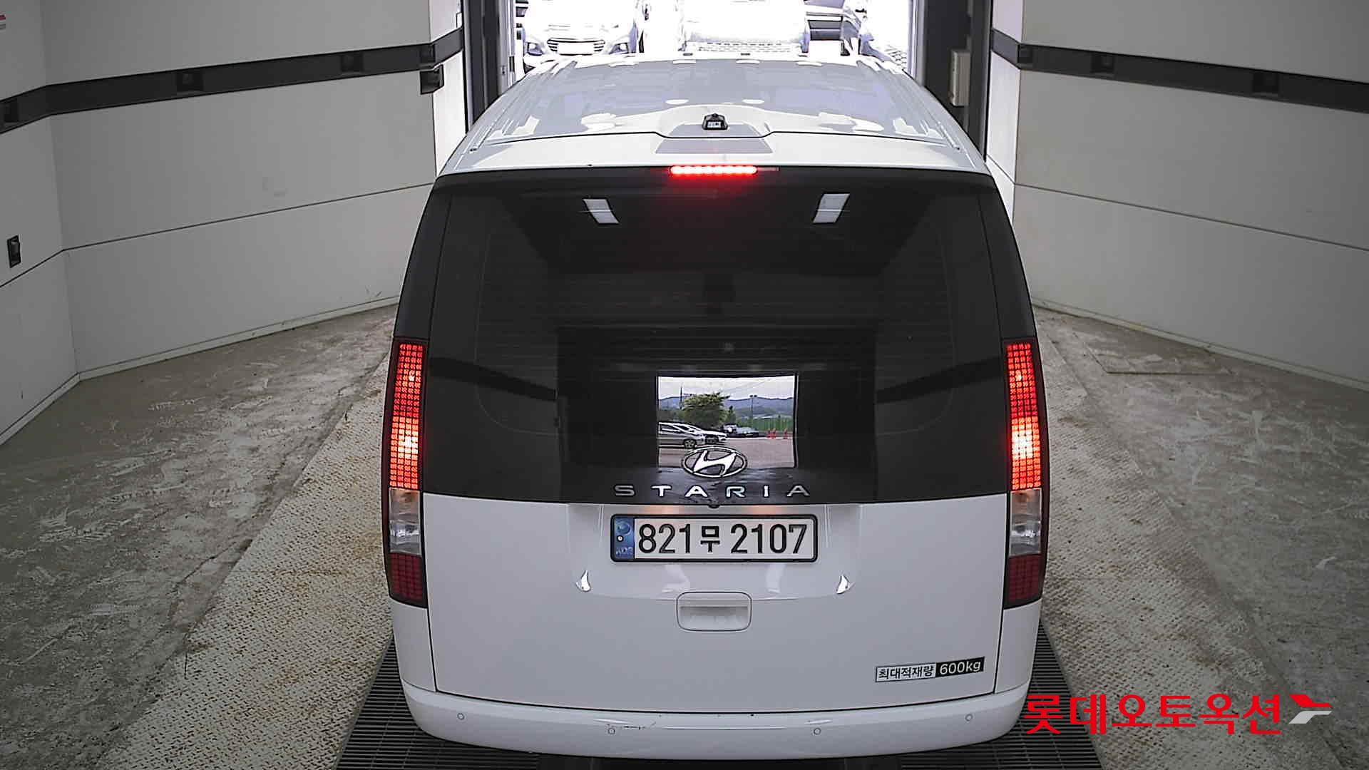 2023 - hyundai staria