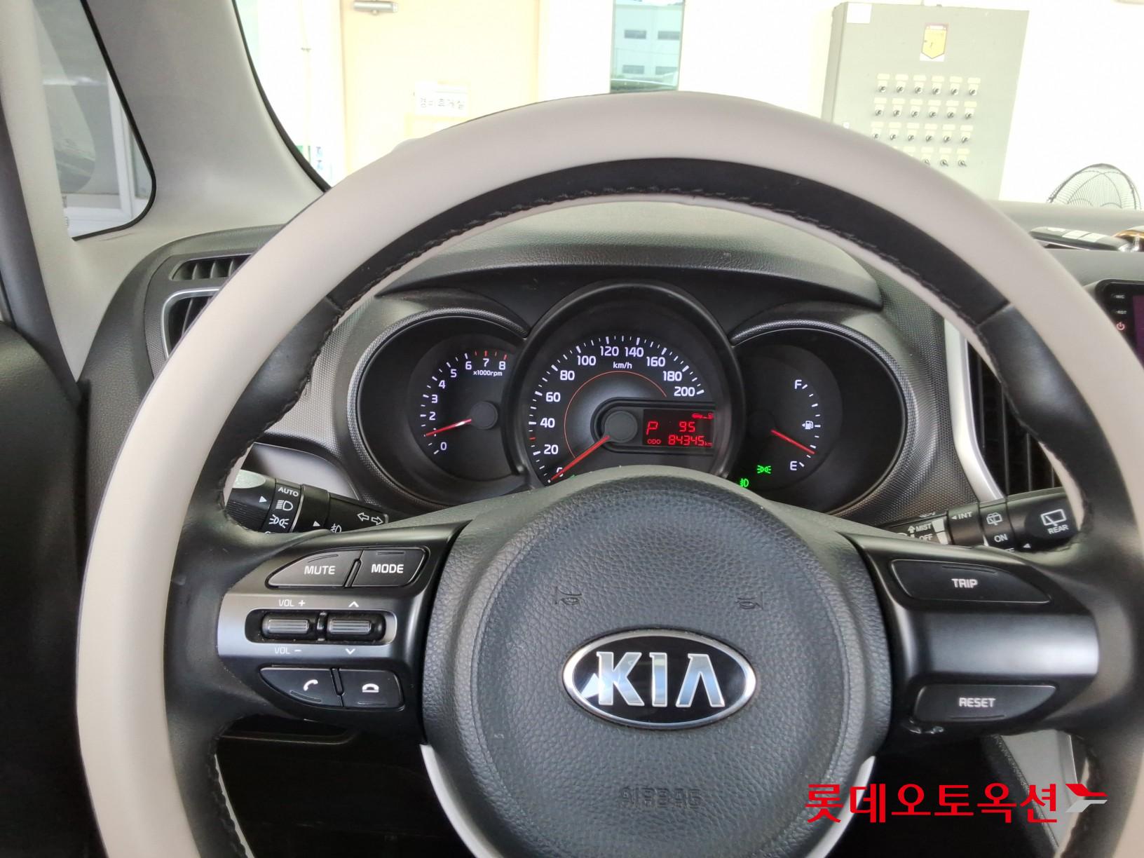 2019 - kia ray