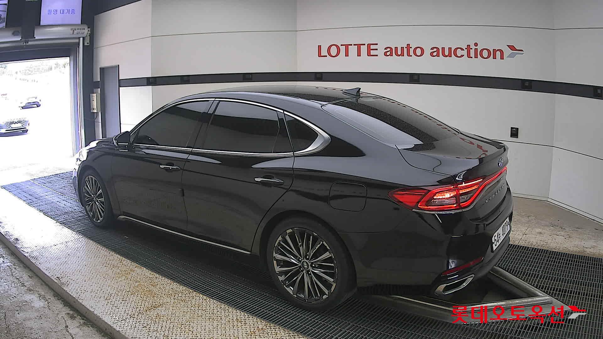 2017 - hyundai grandeur