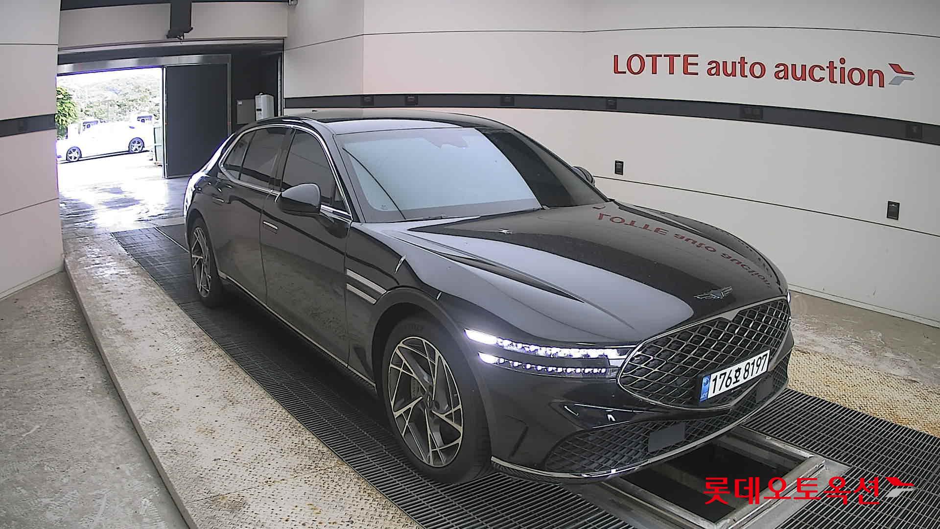 2023 - genesis g90