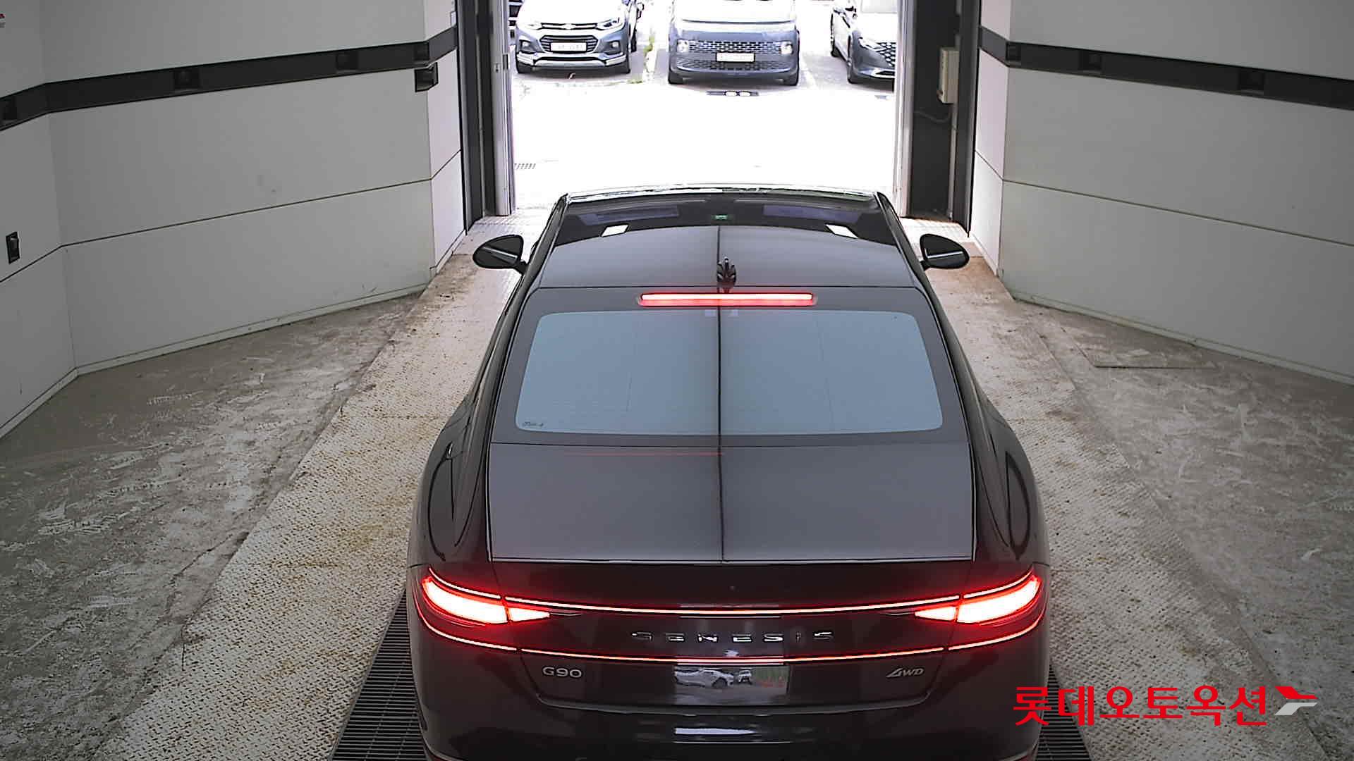 2023 - genesis g90