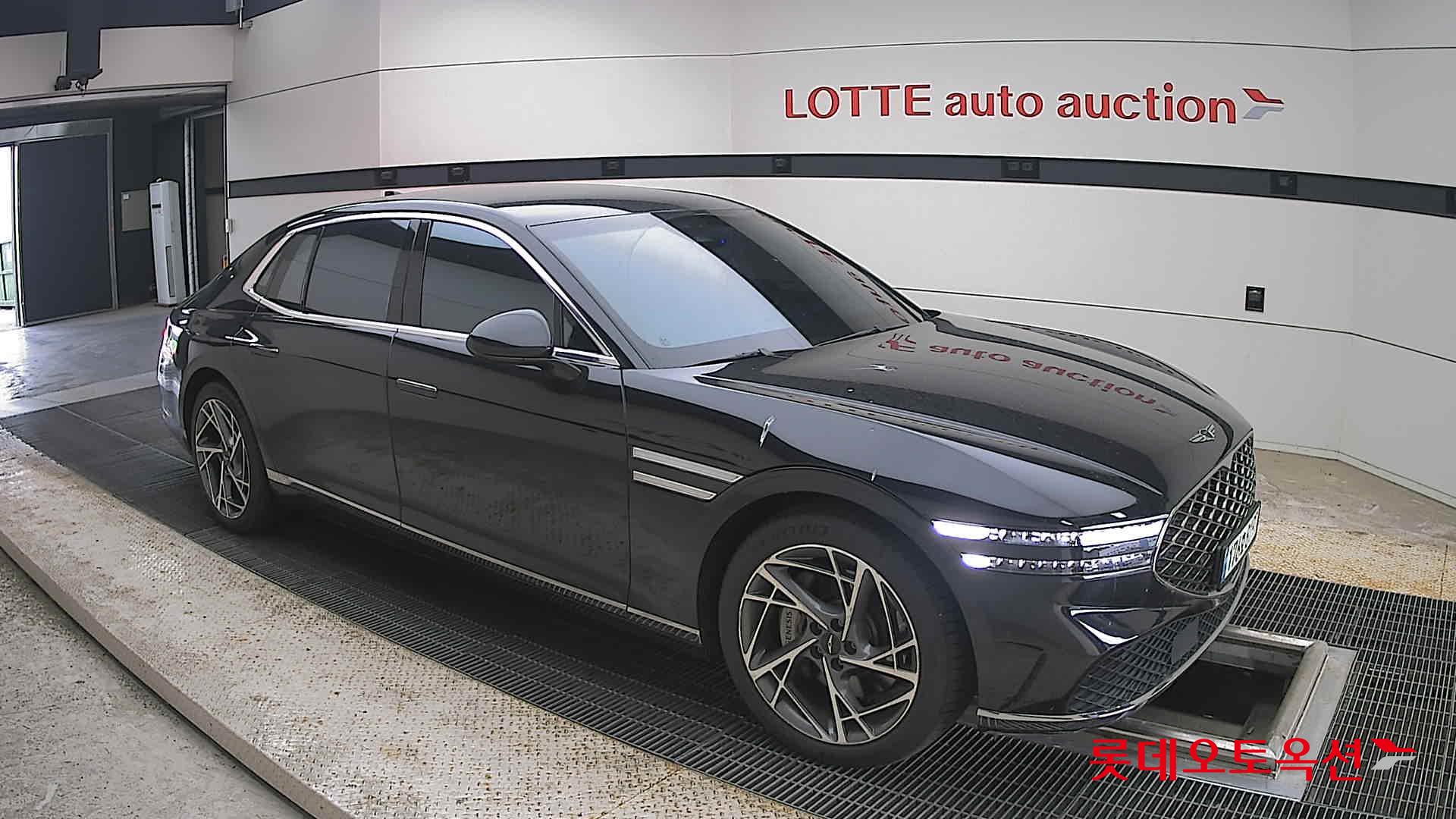 2023 - genesis g90