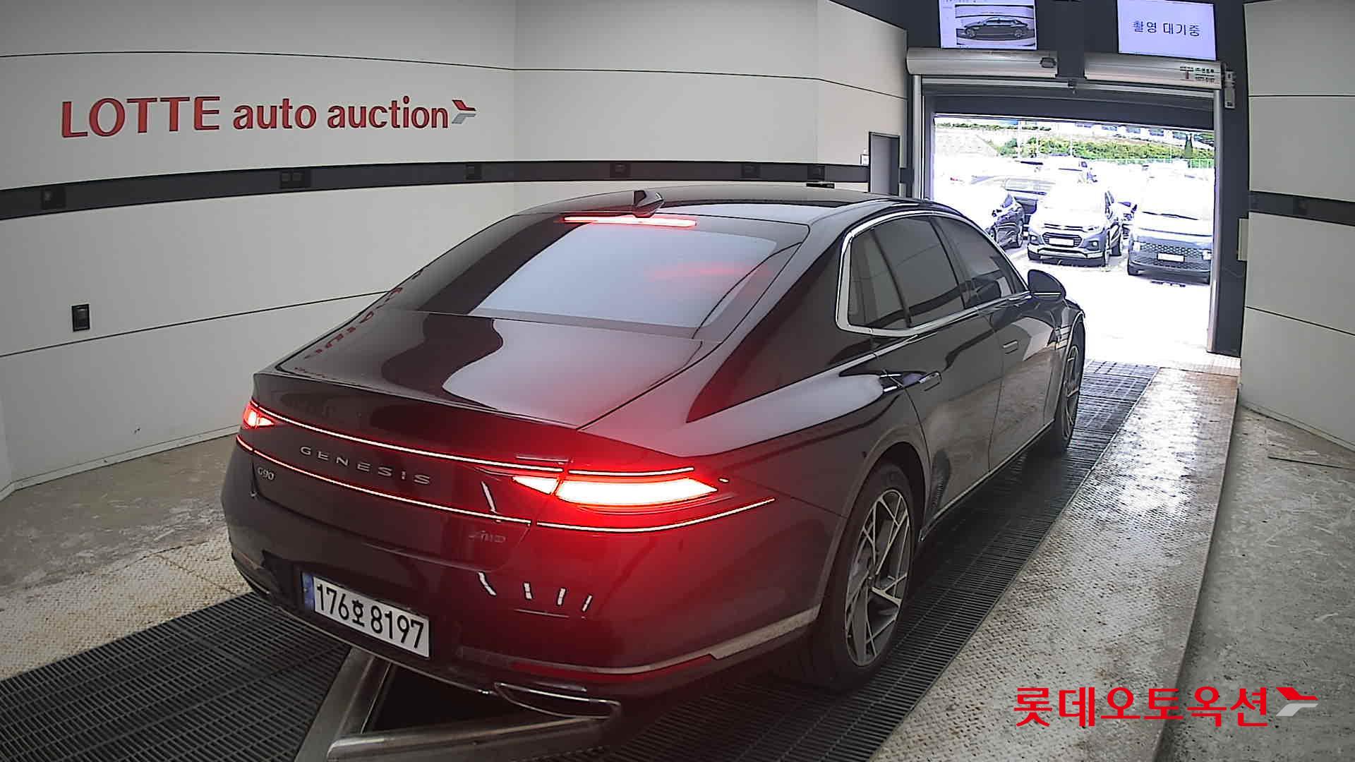 2023 - genesis g90