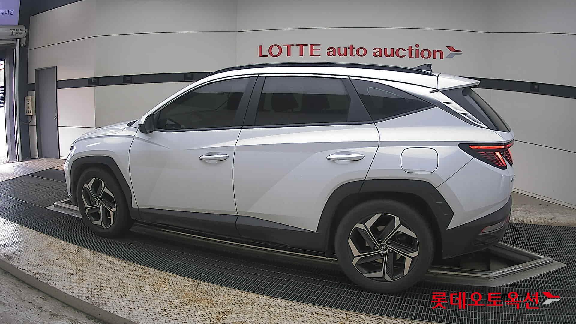 2022 - hyundai tucson