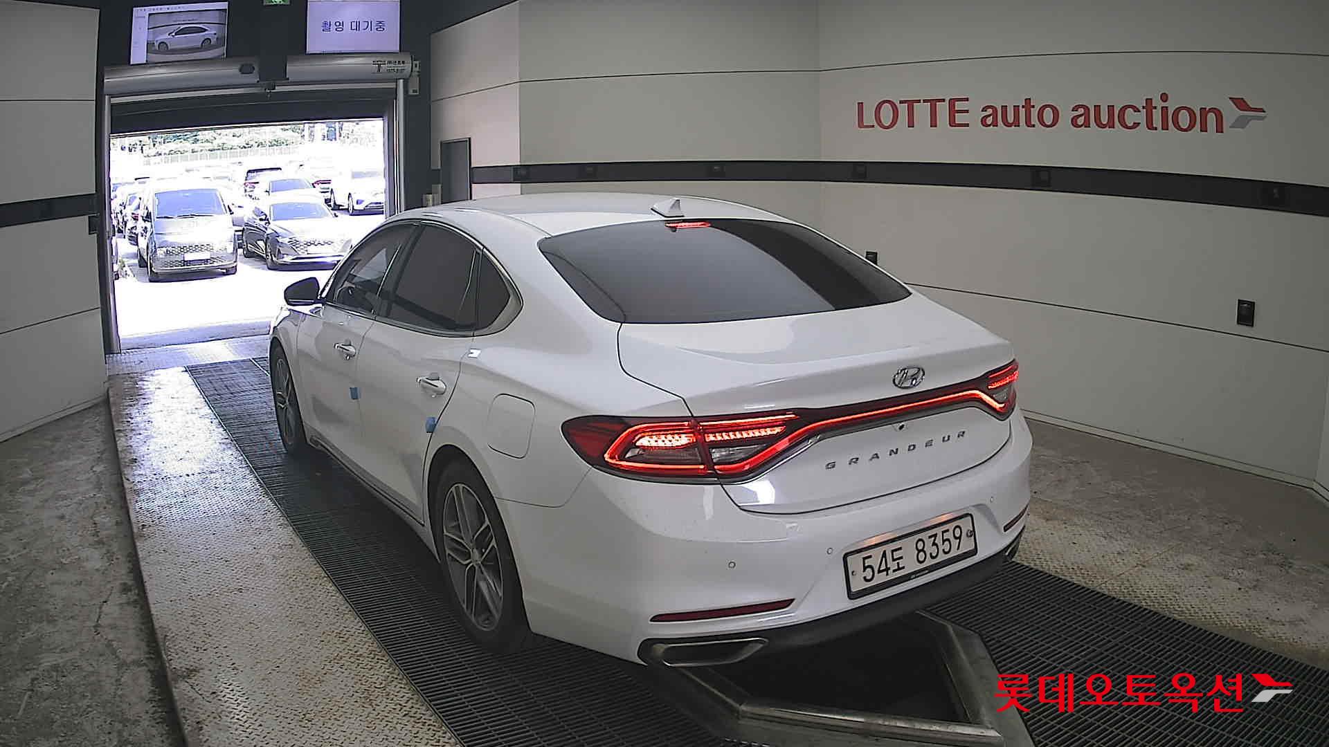 2017 - hyundai grandeur