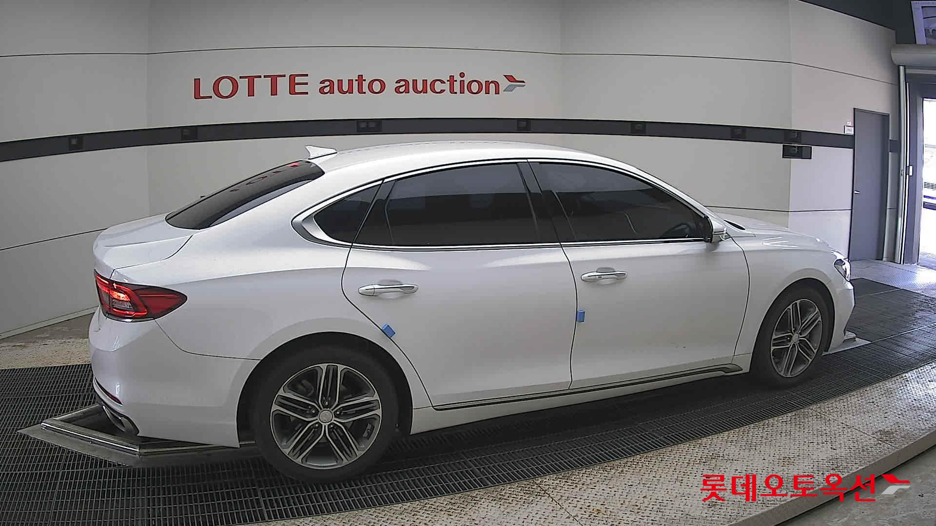 2017 - hyundai grandeur