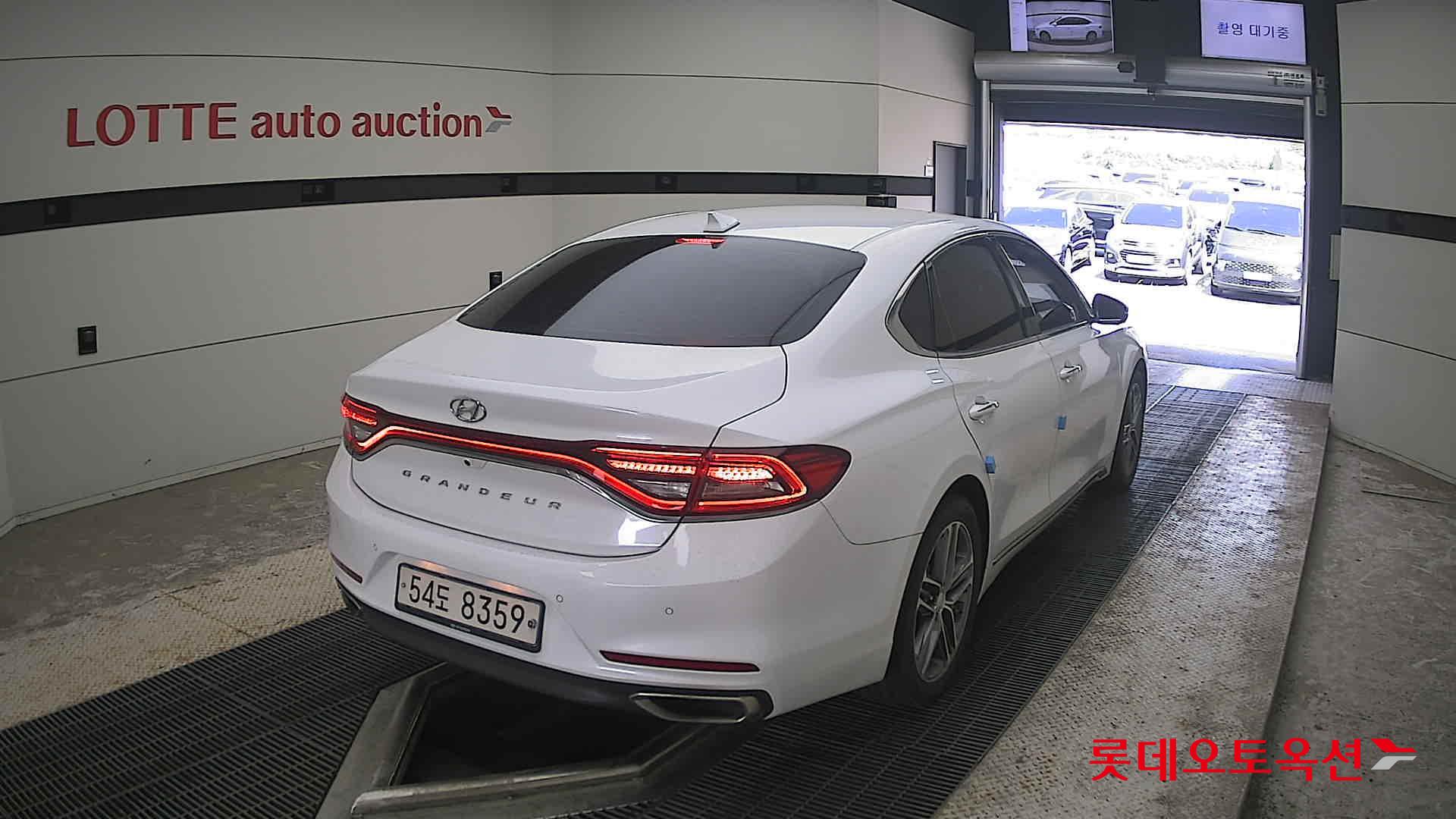 2017 - hyundai grandeur