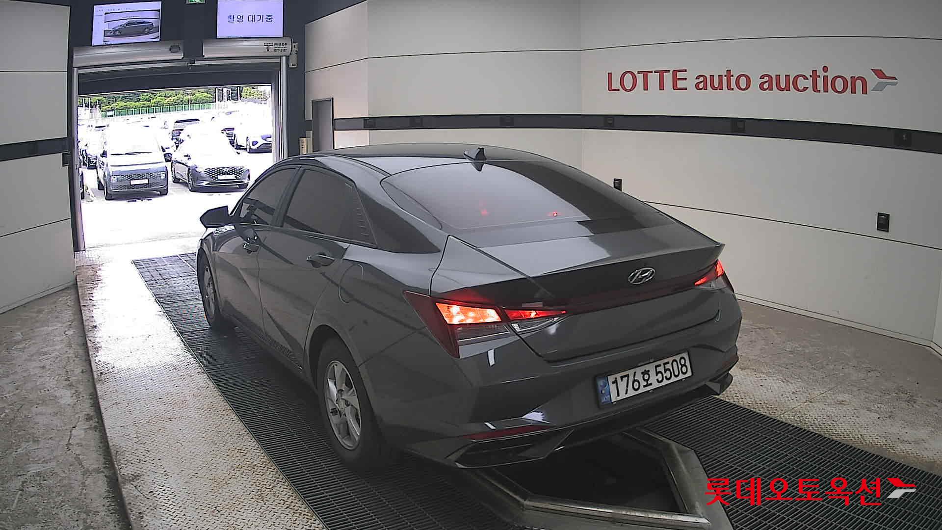2021 - hyundai avante