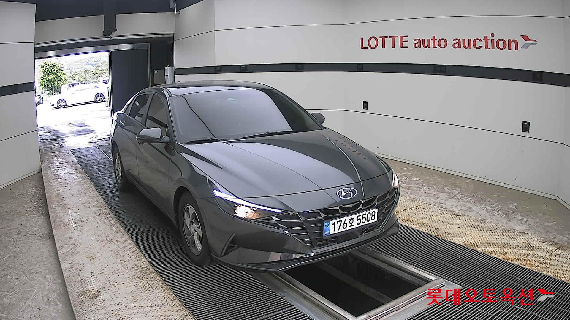 2021 - hyundai avante