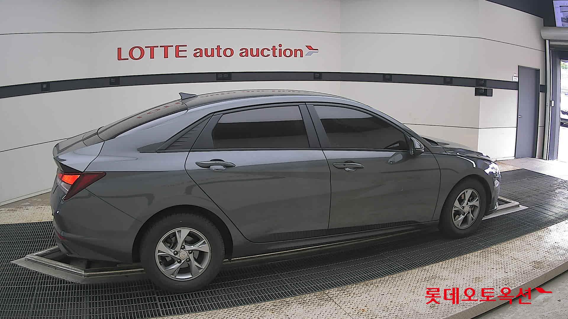 2021 - hyundai avante