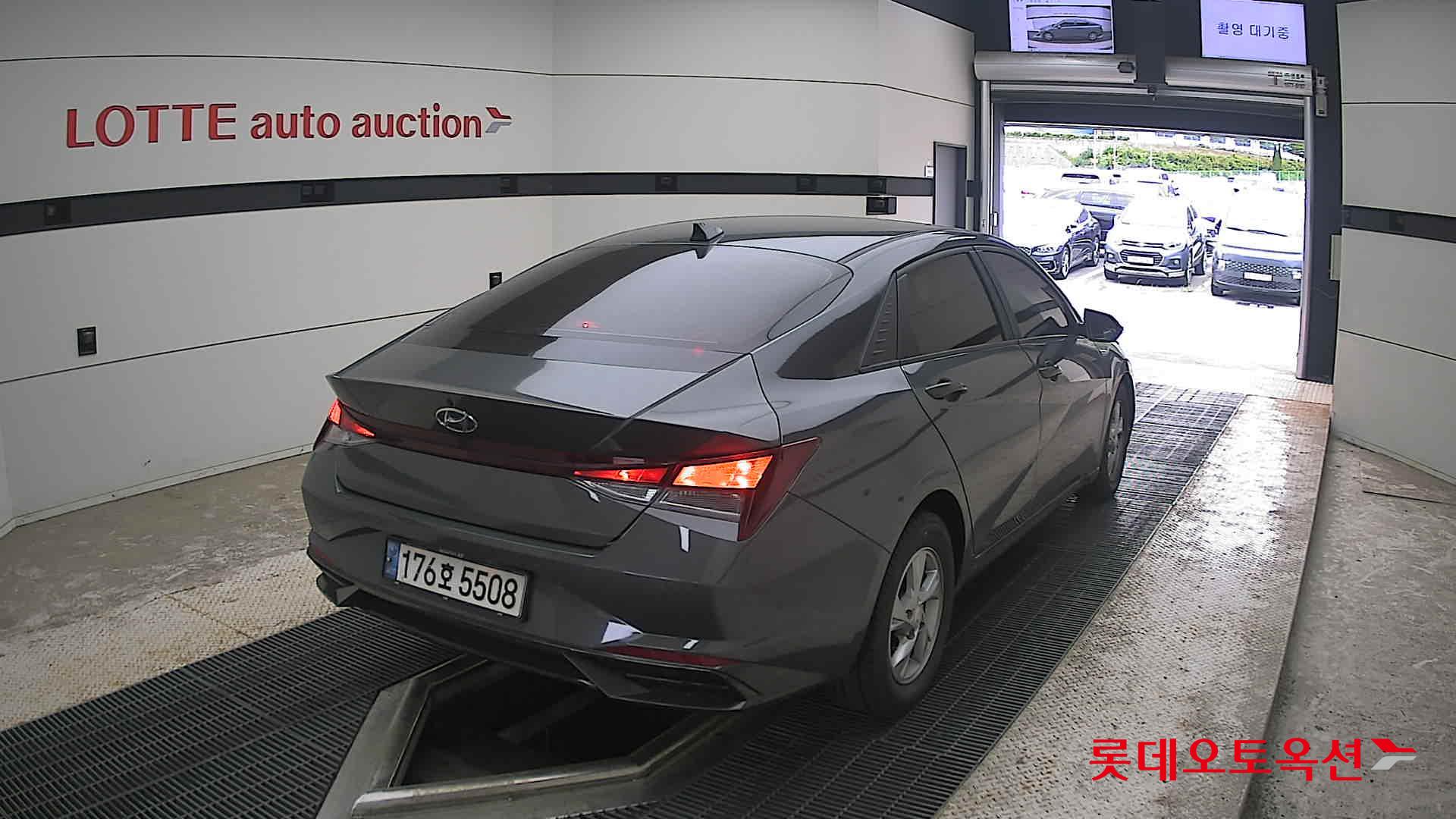 2021 - hyundai avante