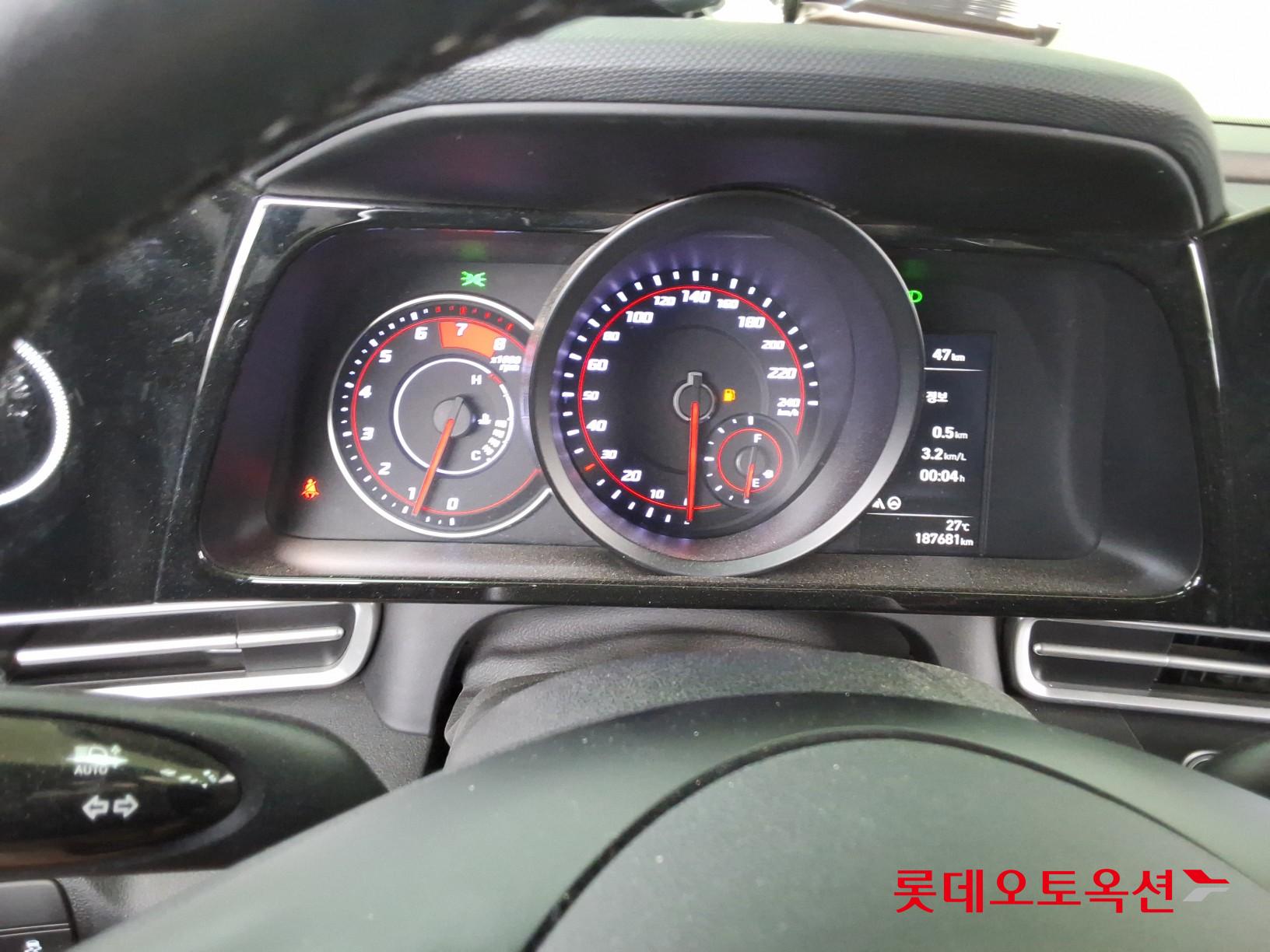 2021 - hyundai avante