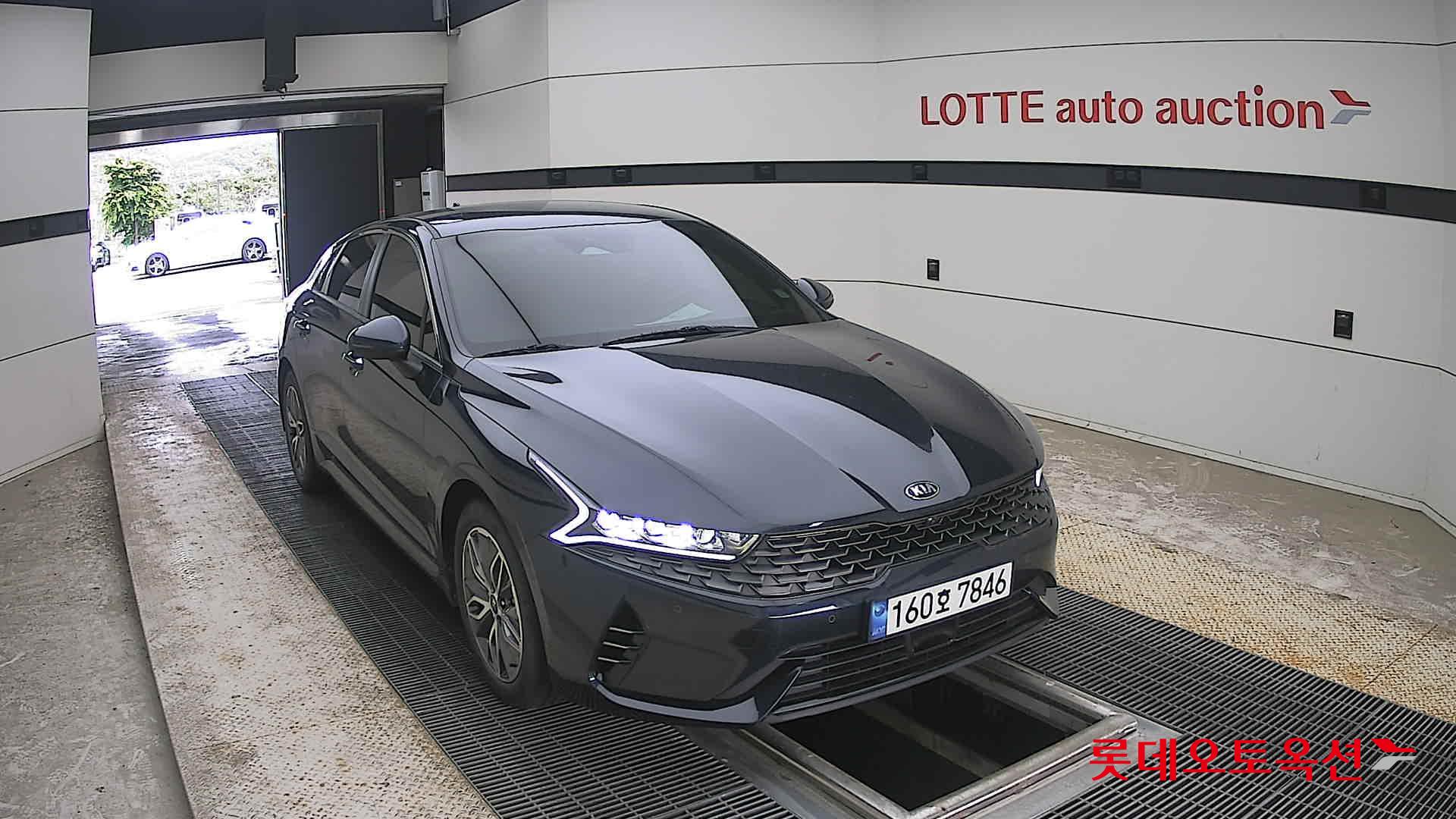 2021 - kia k5