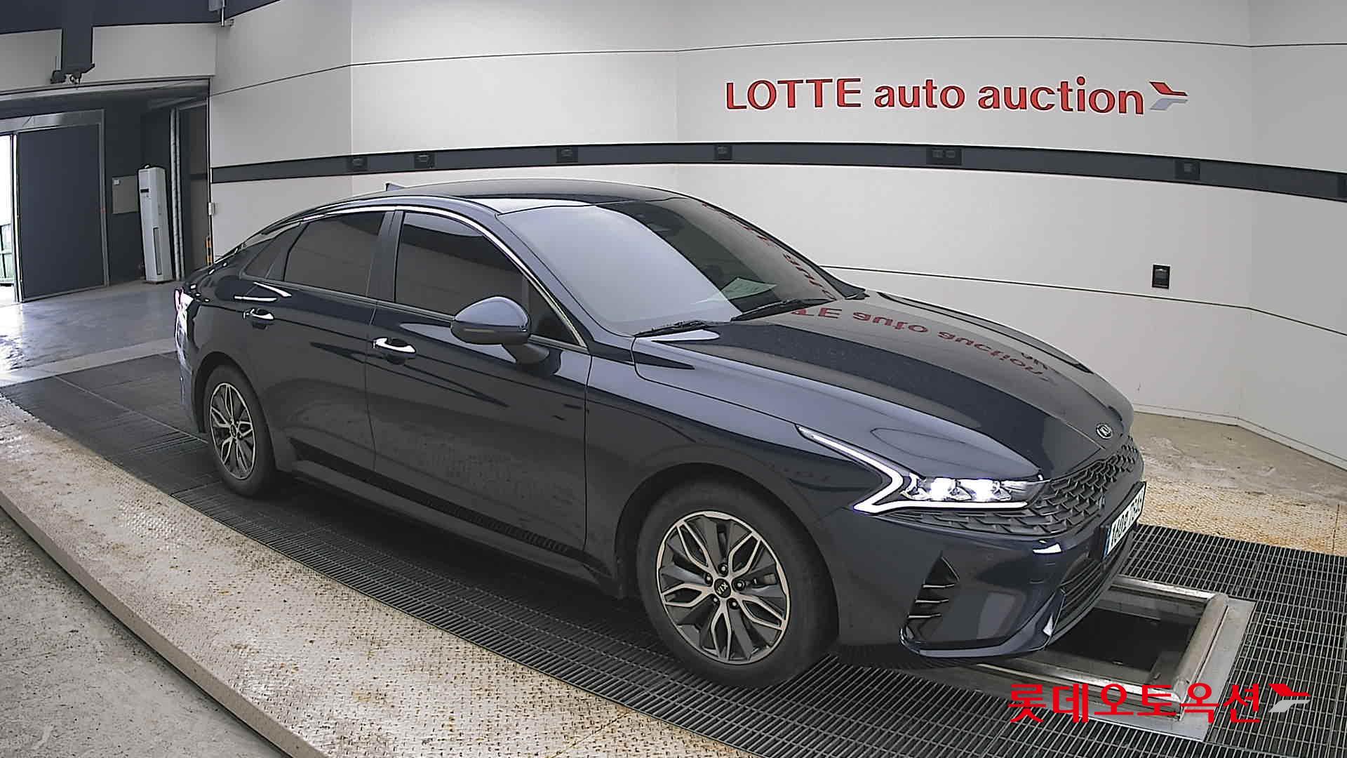 2021 - kia k5