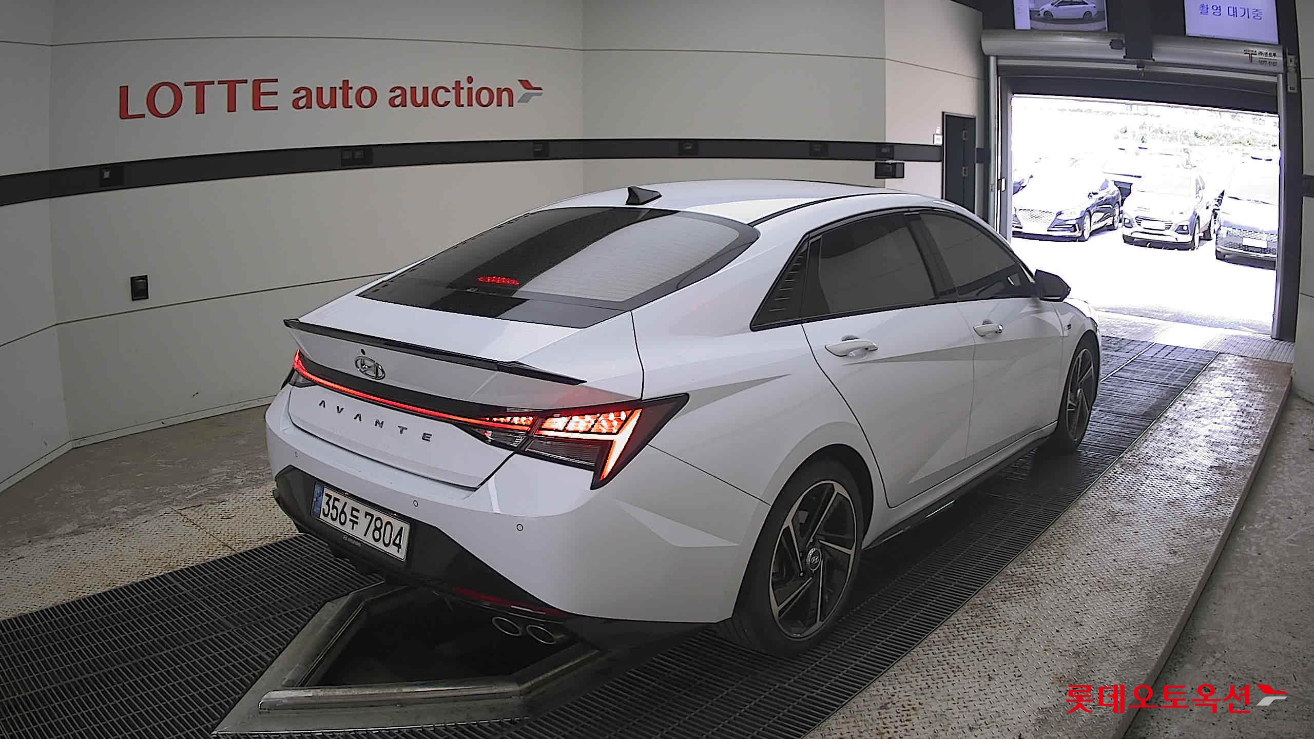 2021 - hyundai avante