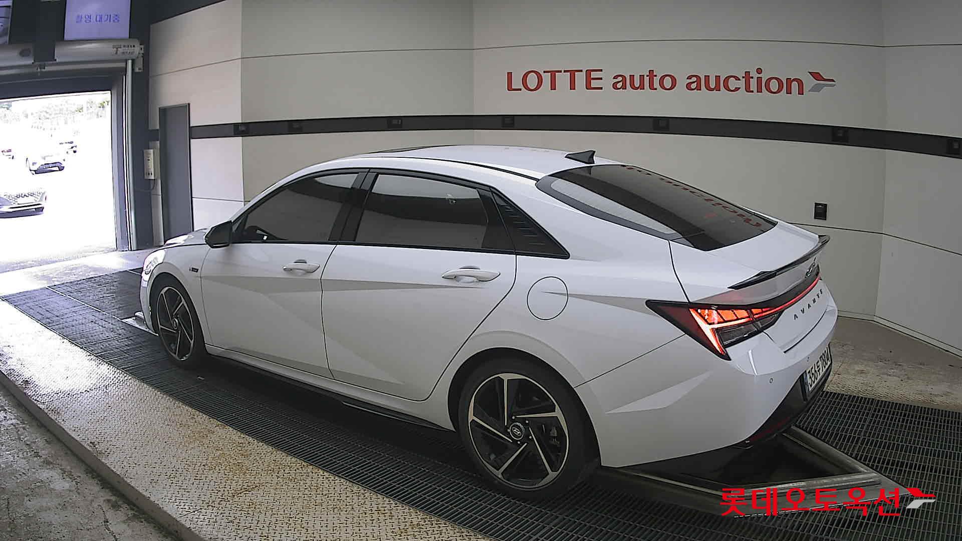 2021 - hyundai avante