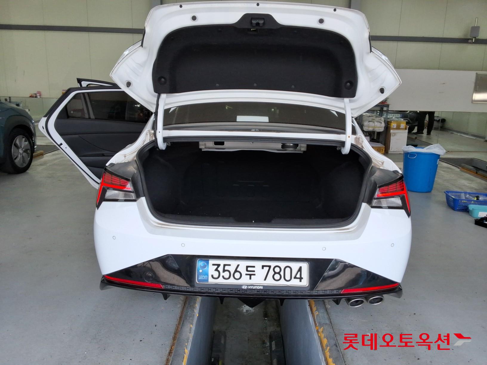 2021 - hyundai avante