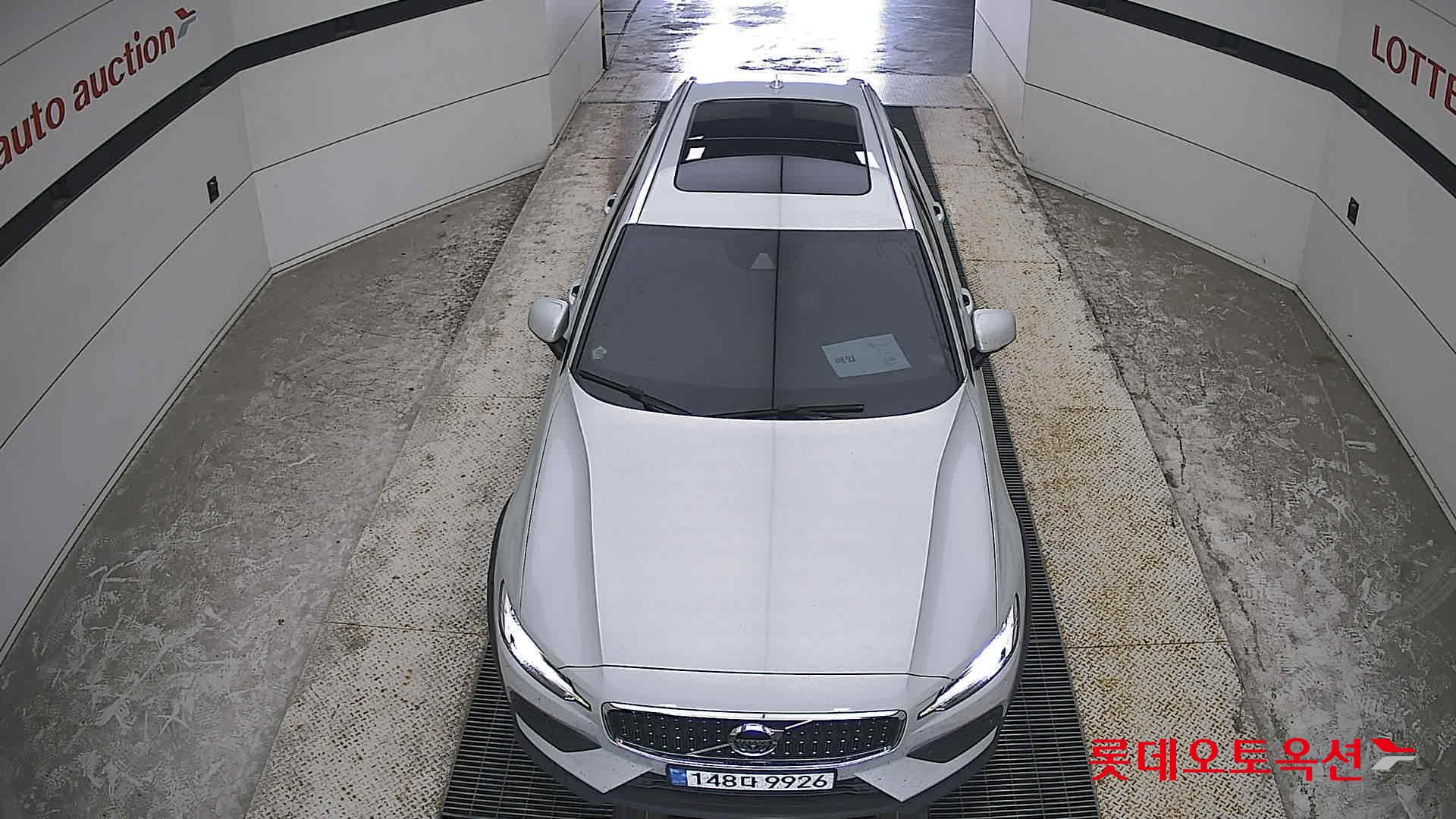 2020 - volvo v60