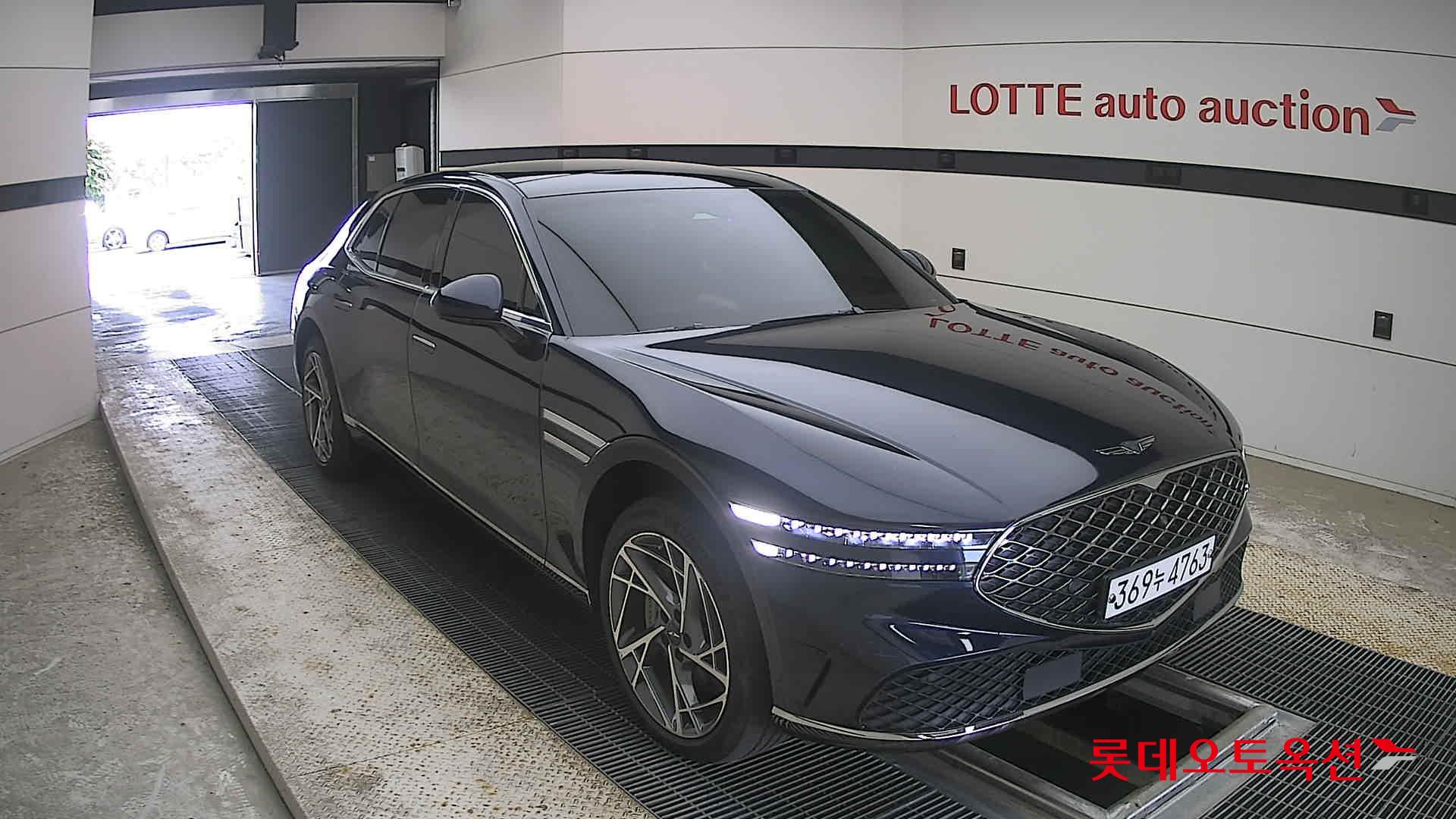 2022 - genesis g90