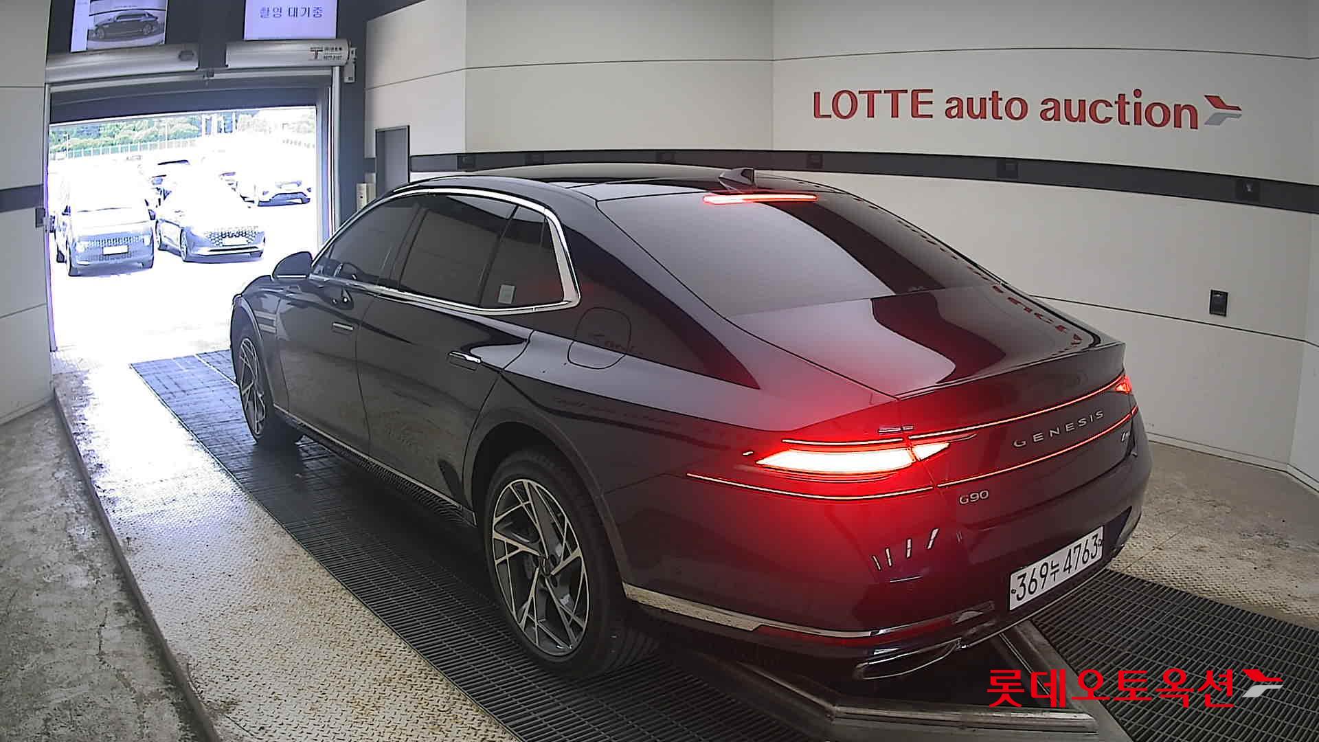 2022 - genesis g90