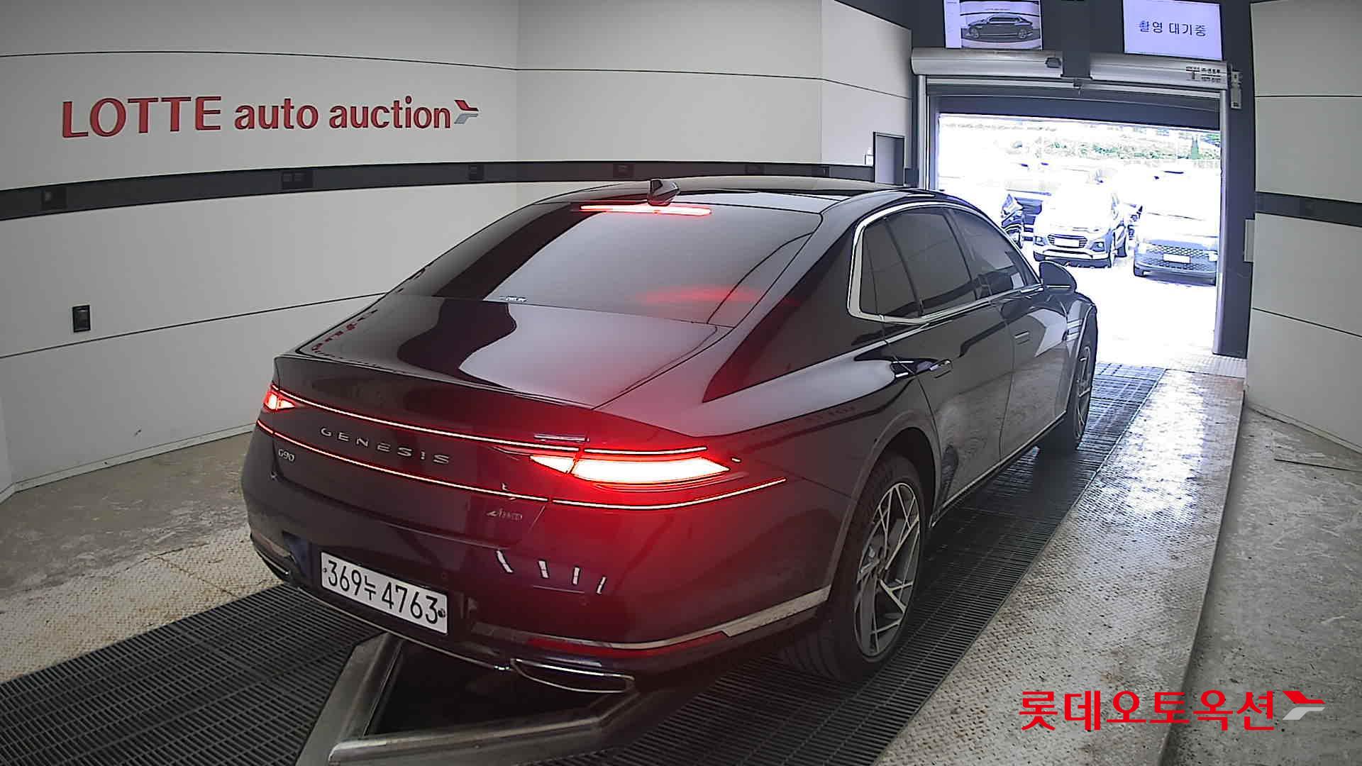 2022 - genesis g90