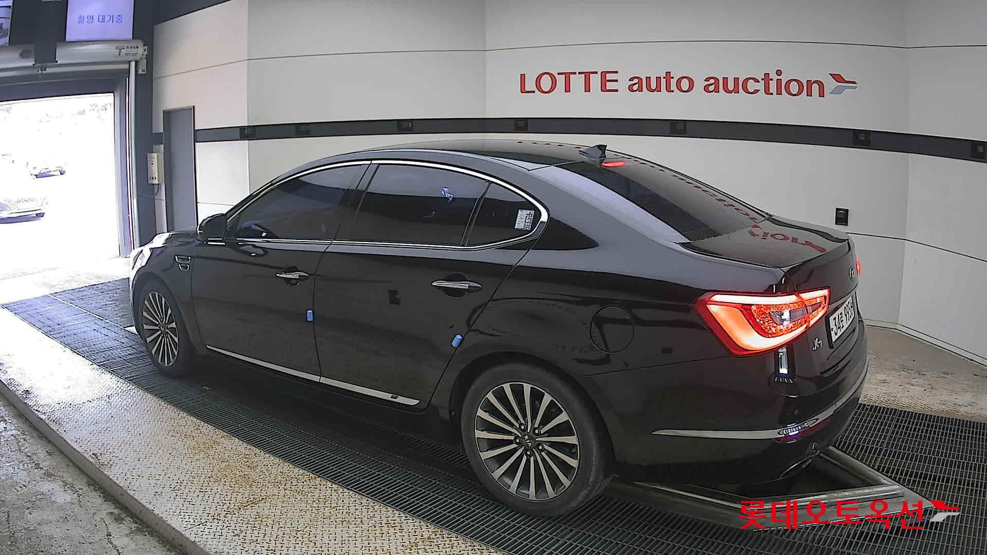 2014 - kia k7
