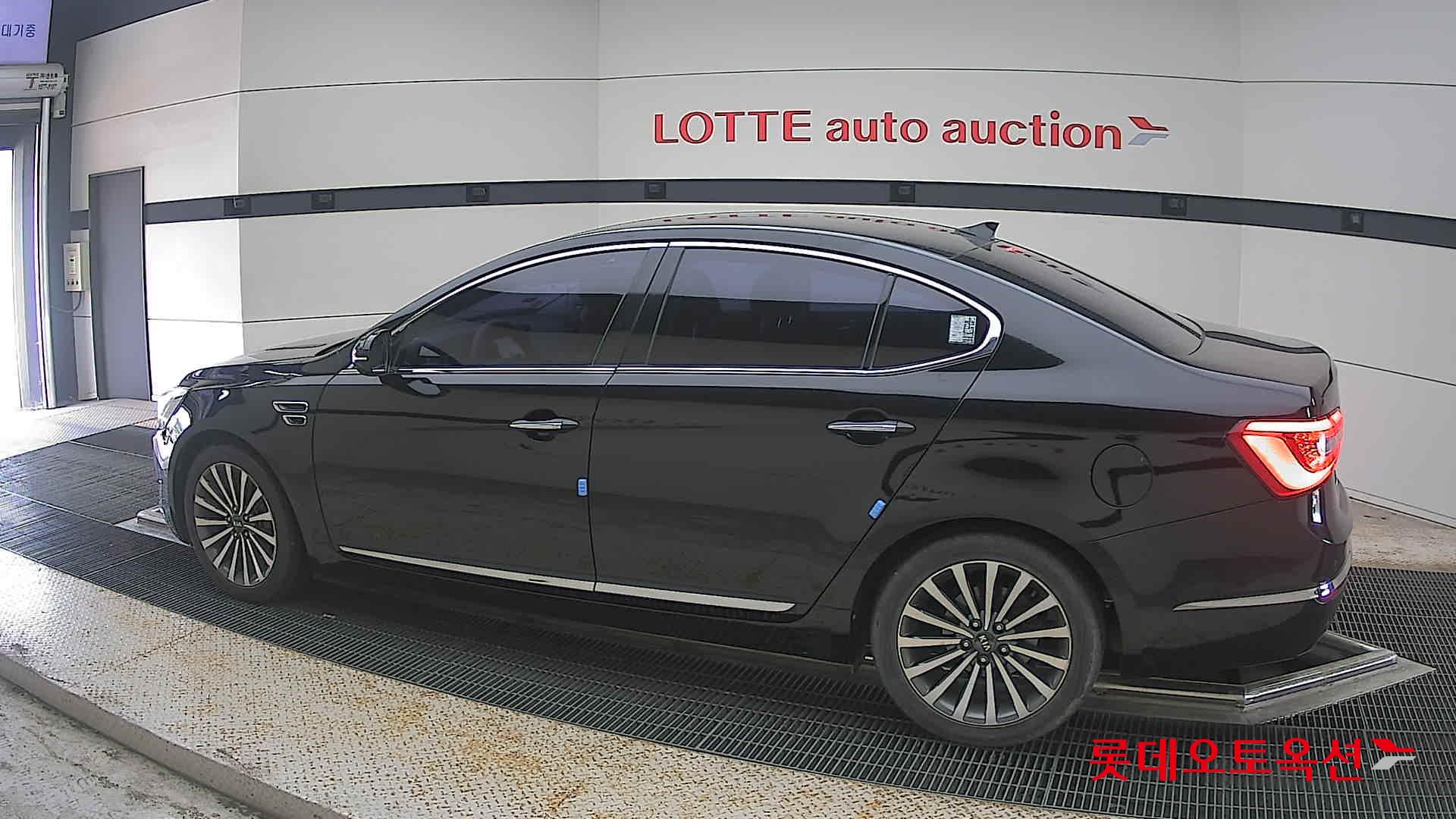 2014 - kia k7